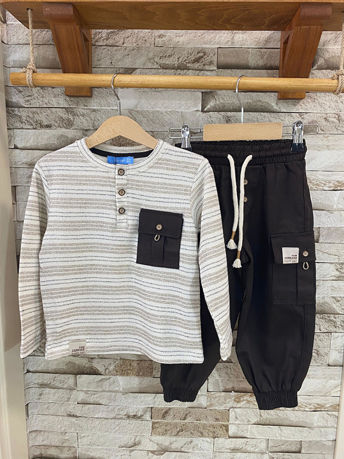 LACIEL PARIS PARAŞÜT PANTOLONLU ERKEK ÇOCUK TAKIM