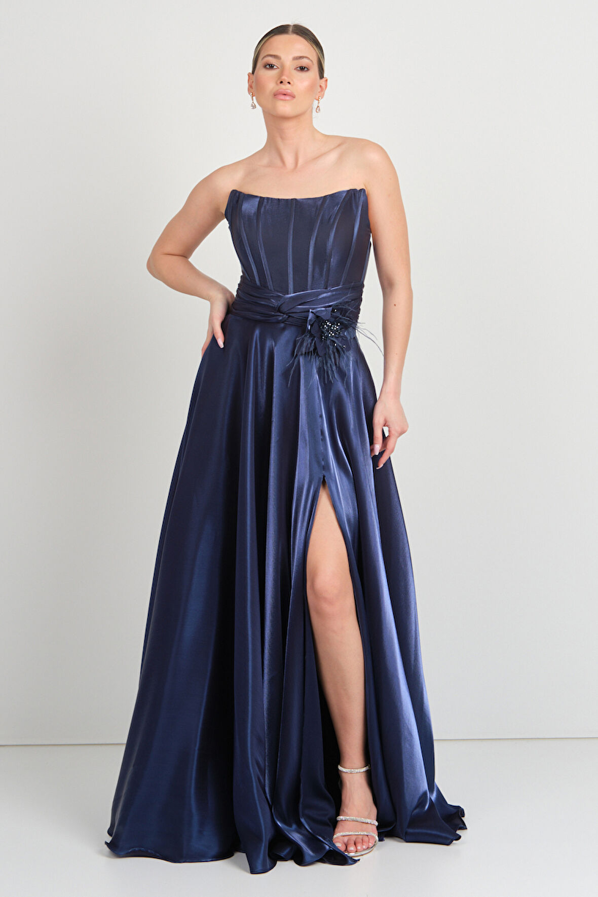 Mor Sposa Kadın Straplez Korsajlı Derin Yırtmaçlı Abiye Elbise 7688 Lacivert