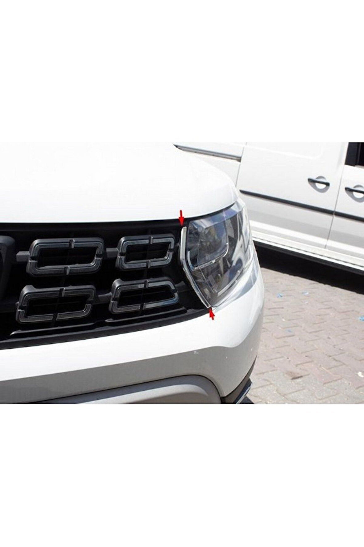 Dacia Duster 2018 Ve Üzeri Krom Ön Panjur Köşesi 2 Parça Paslanmaz Çelik