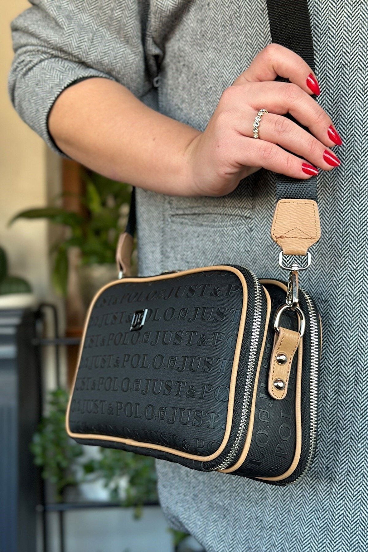 Kadın Kahvetaba 5 Bölmeli Ayarlanabilir Uzun Askılı Omuz Çantası Postacı Çantası