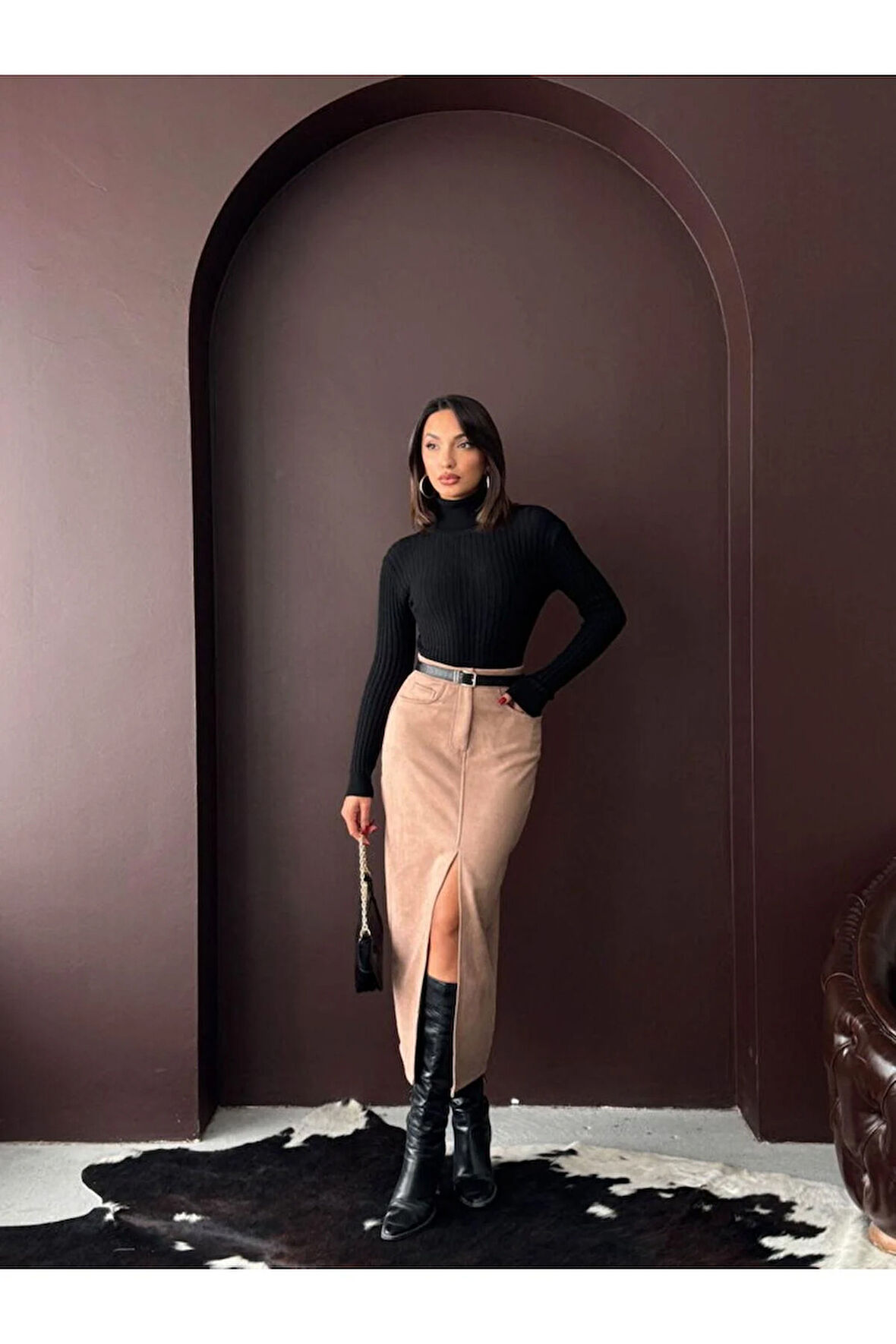 Vizon Süet Önden Yırtmaçlı Midi Etek