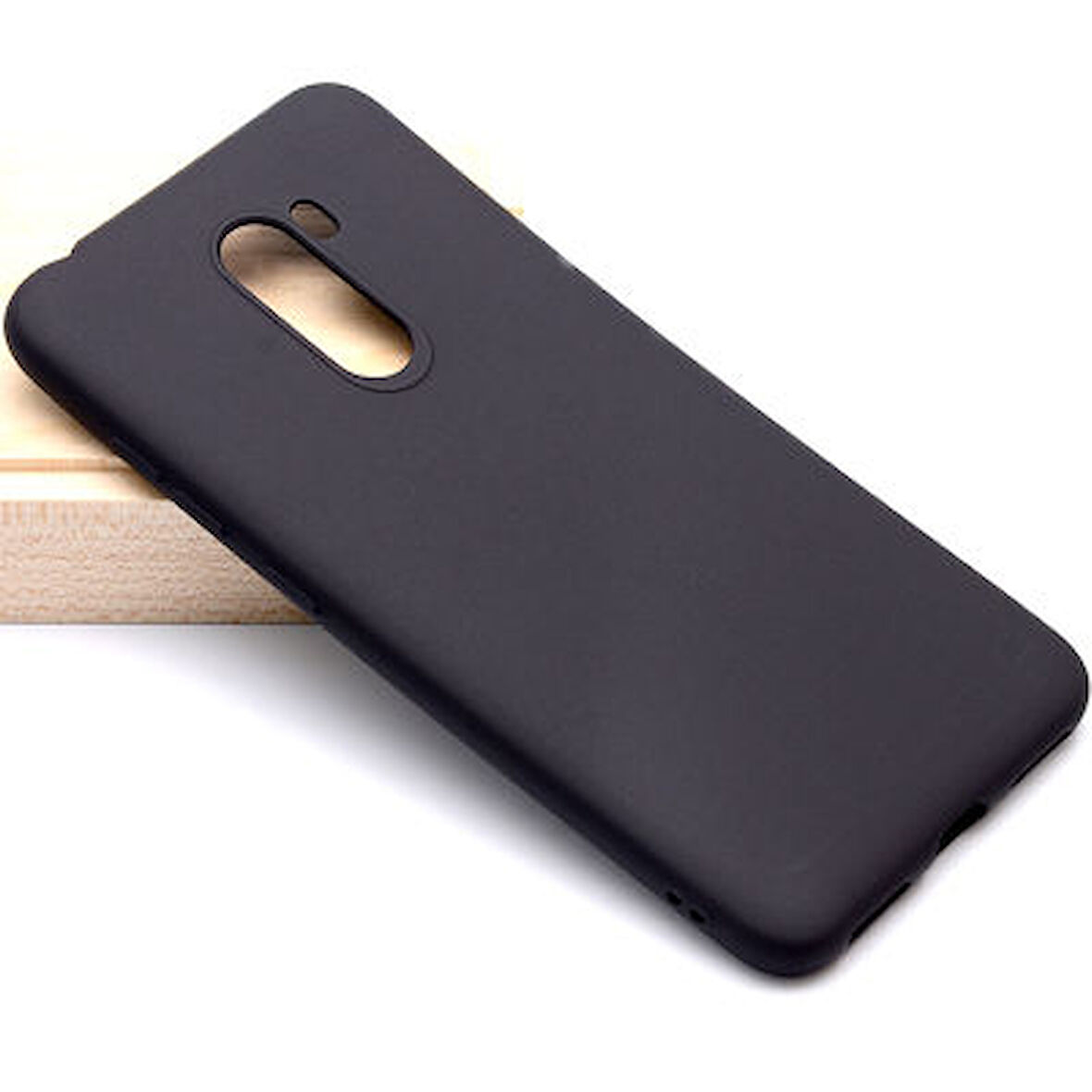 Poco F1 Esnek Silikon Kılıf RCV/Premier