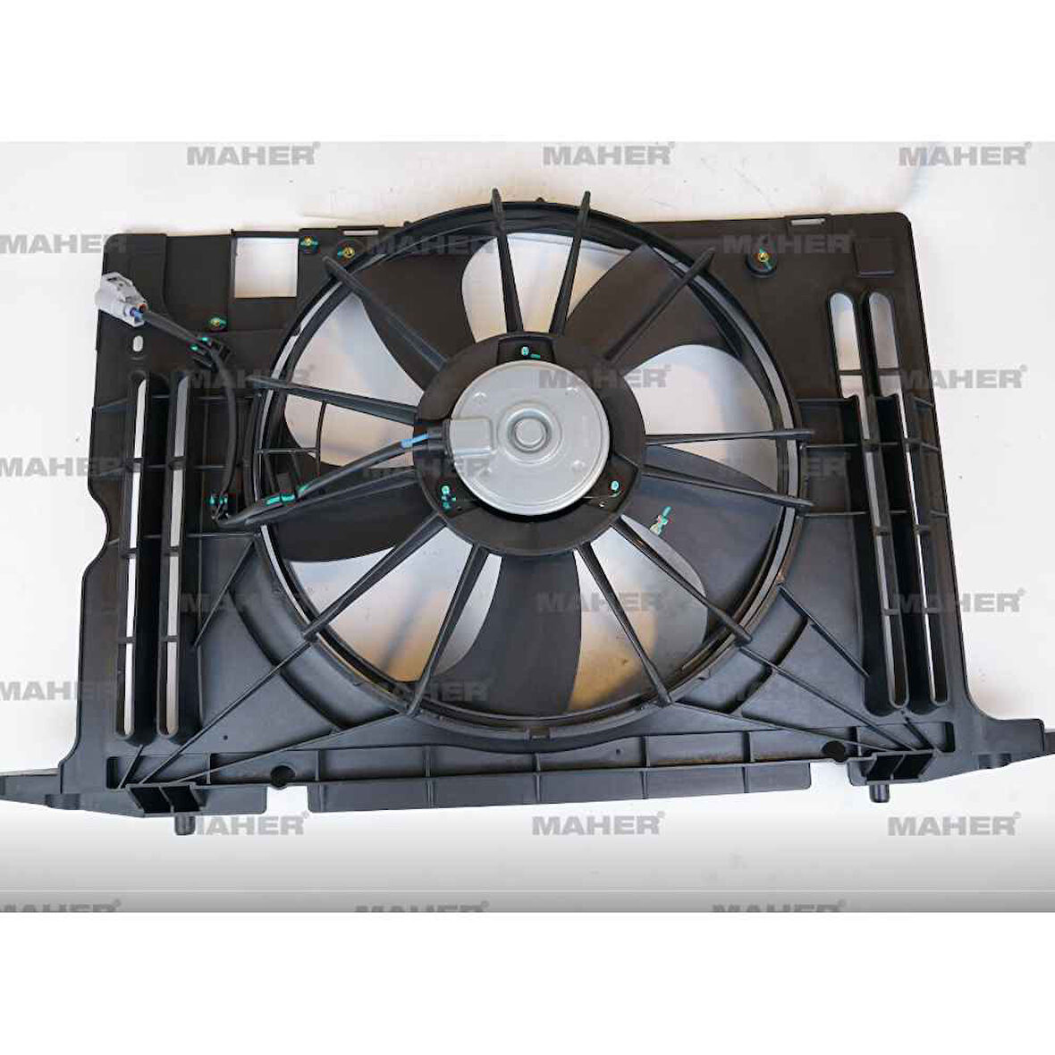 FAN SU RADYATÖR COROLLA 14-17 / AURIS 14-17 BENZ. KOMPLE