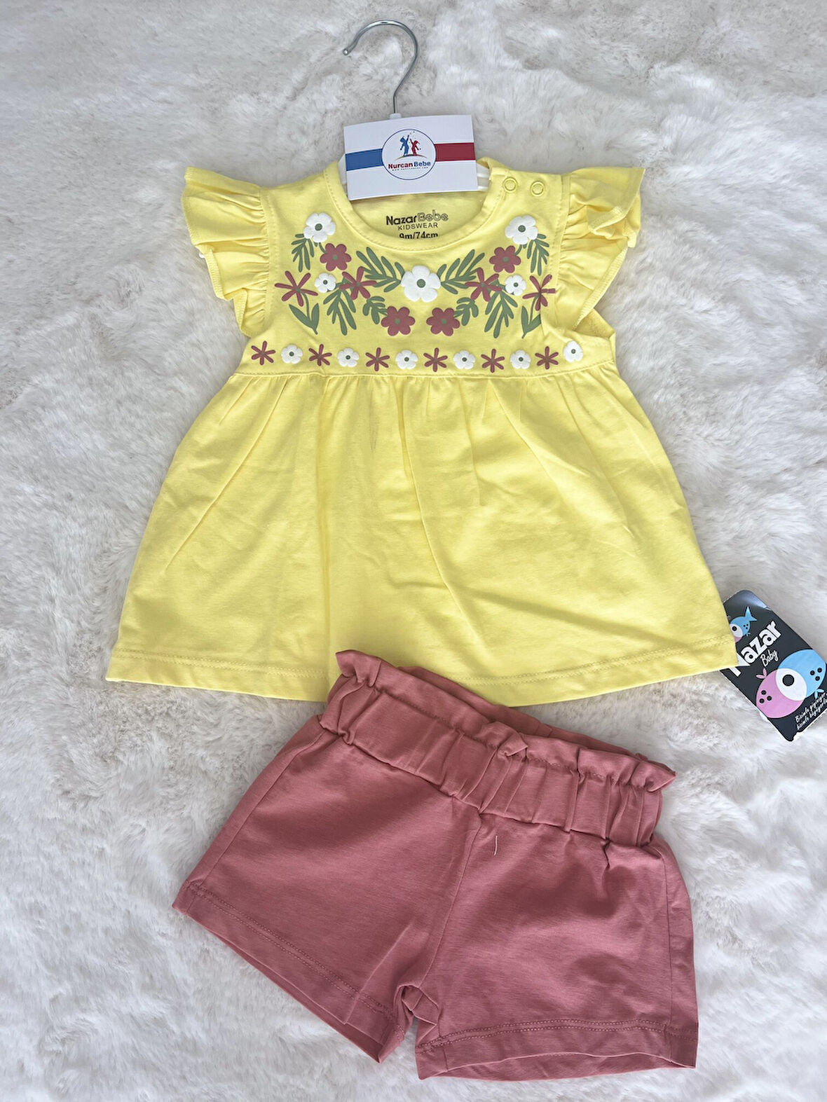 Robası Çiçek Baskılı Şortlu Takım