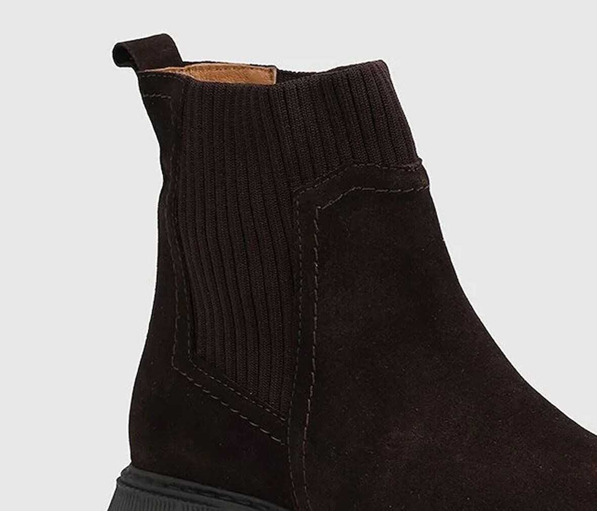 Kahve Deri Kadın Bot