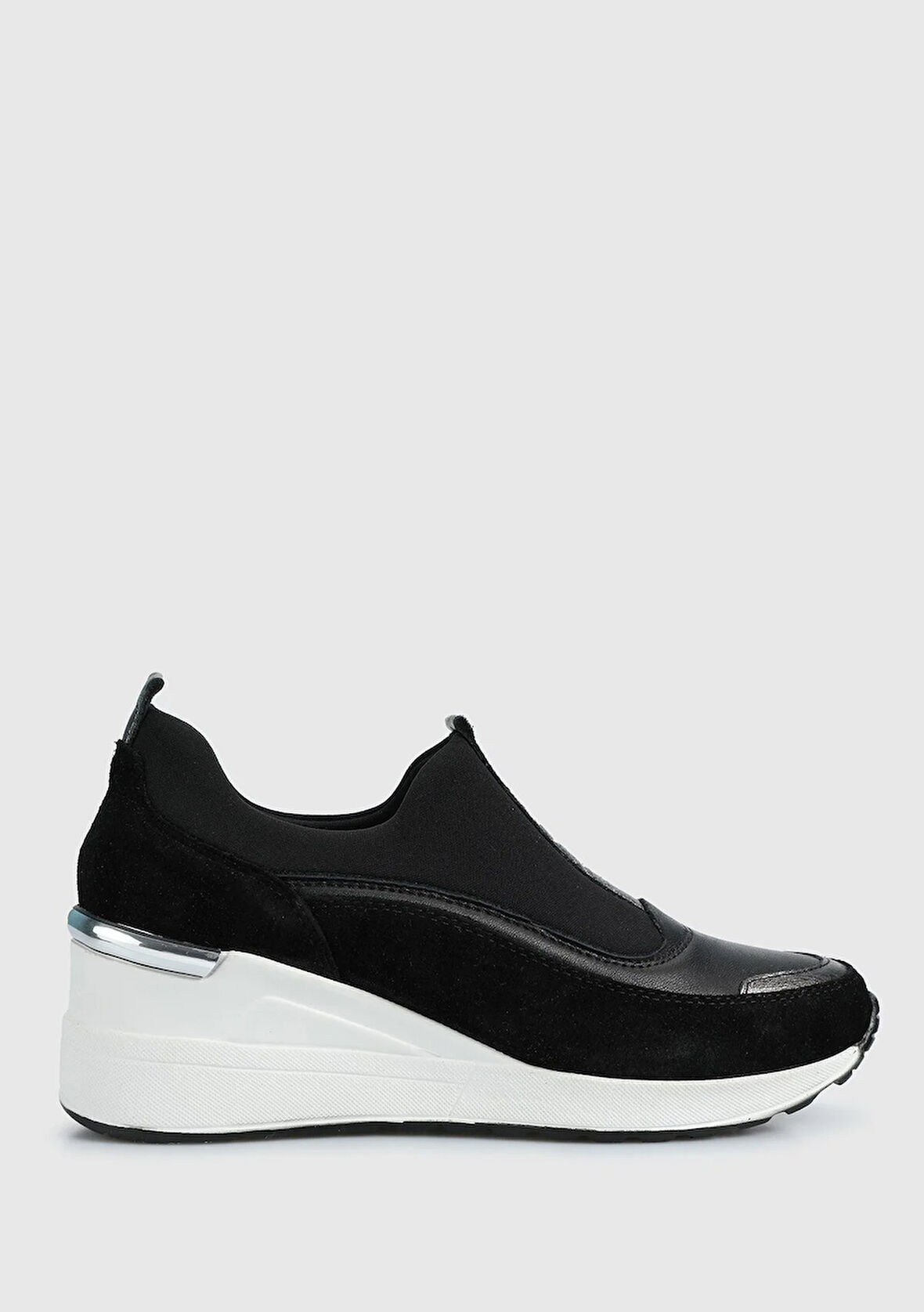 Siyah Deri Kadın Sneaker