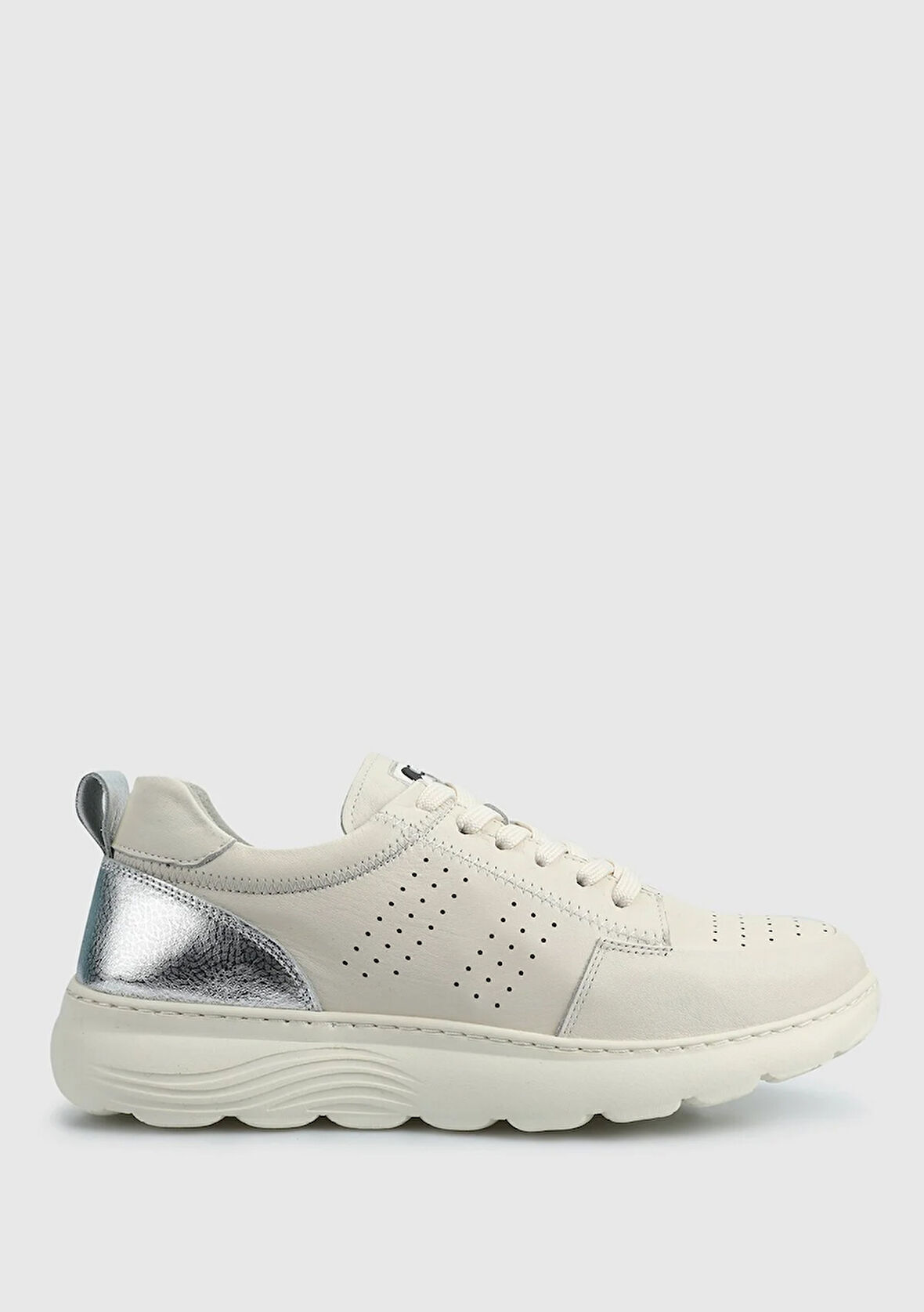 Ekru Deri Kadın Ayakkabı