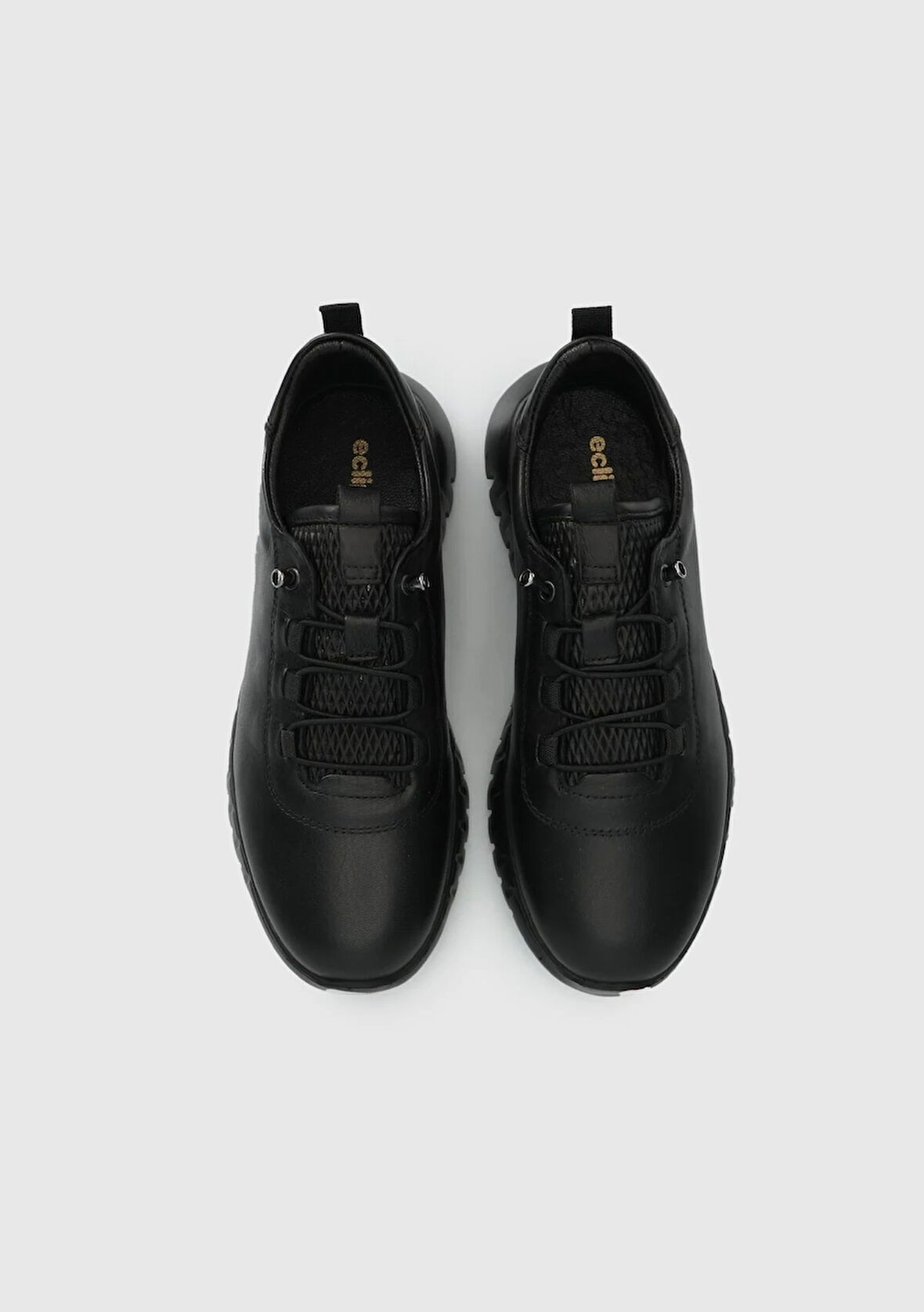 Siyah Deri Kadın Ayakkabı