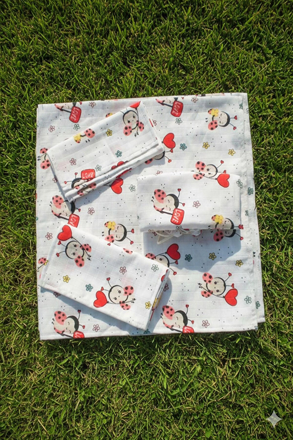 More Home Bebek Müslin Bez Battaniye Set 7 Parça  Uğur Böceği