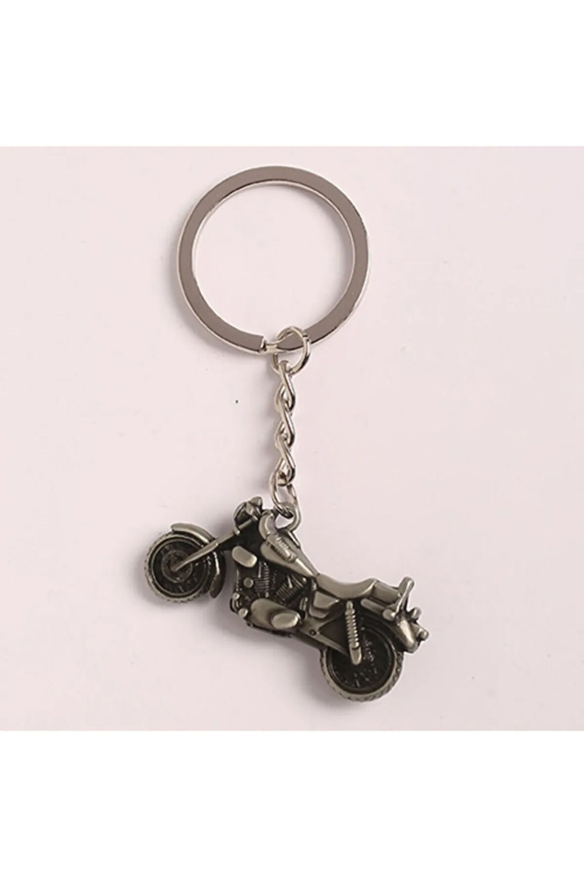 Eskitme Motorsiklet Tasarımlı Çelik-krom Anahtarlık