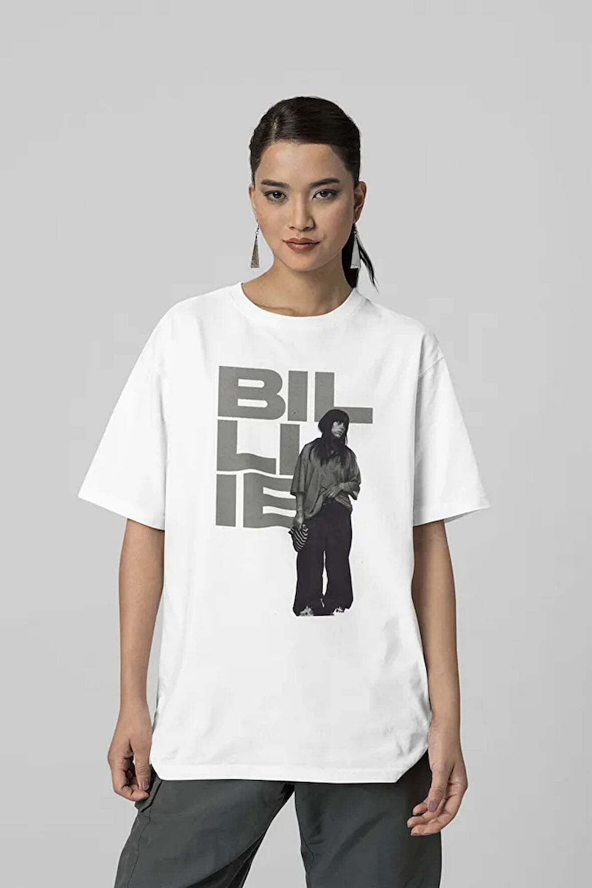 Billie Eilish Özel Tasarım Unisex Tişört, Oversize Şarkıcı Tişört