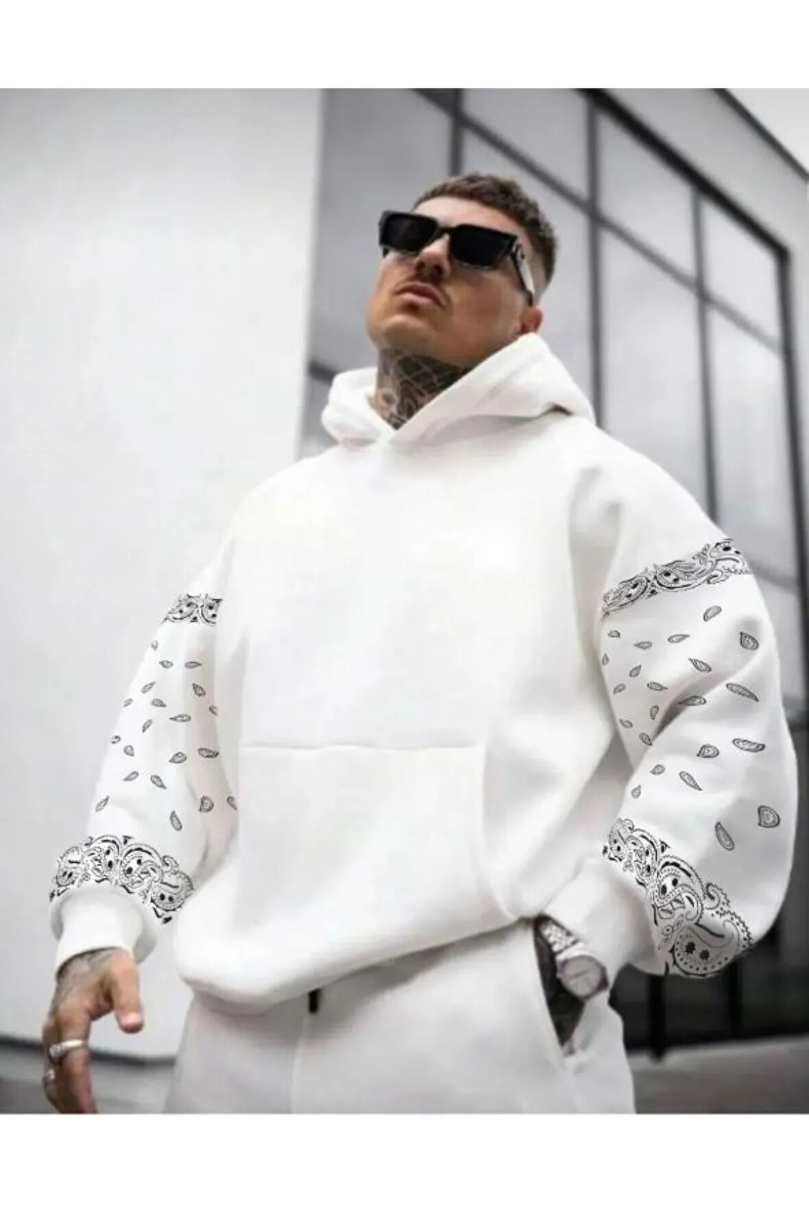 Erkek Beyaz Kol Desenli Oversize Sweatshirt