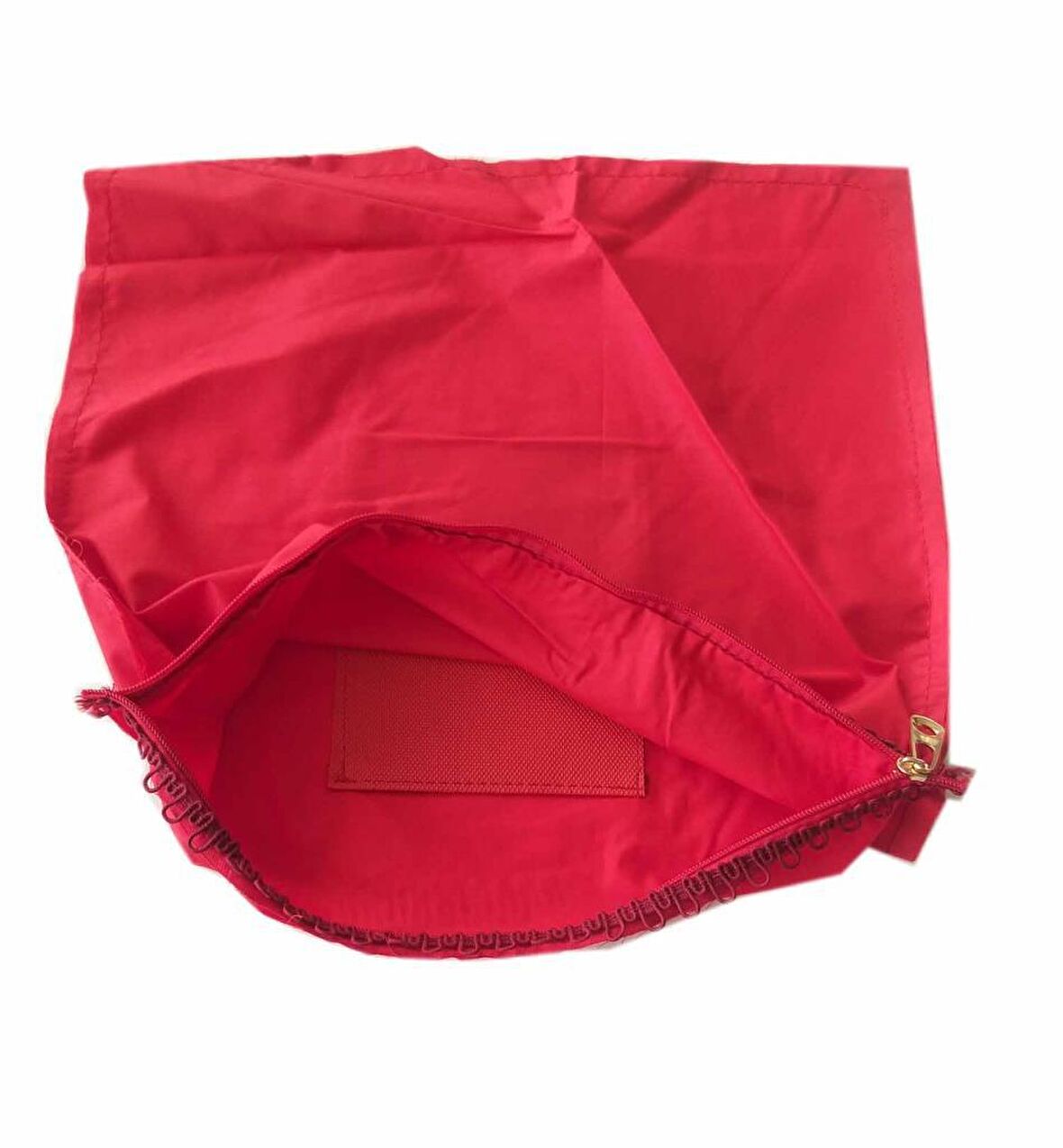 38x38 cm Dikilmiş Halde Fermuarlı Astar Kırmızı