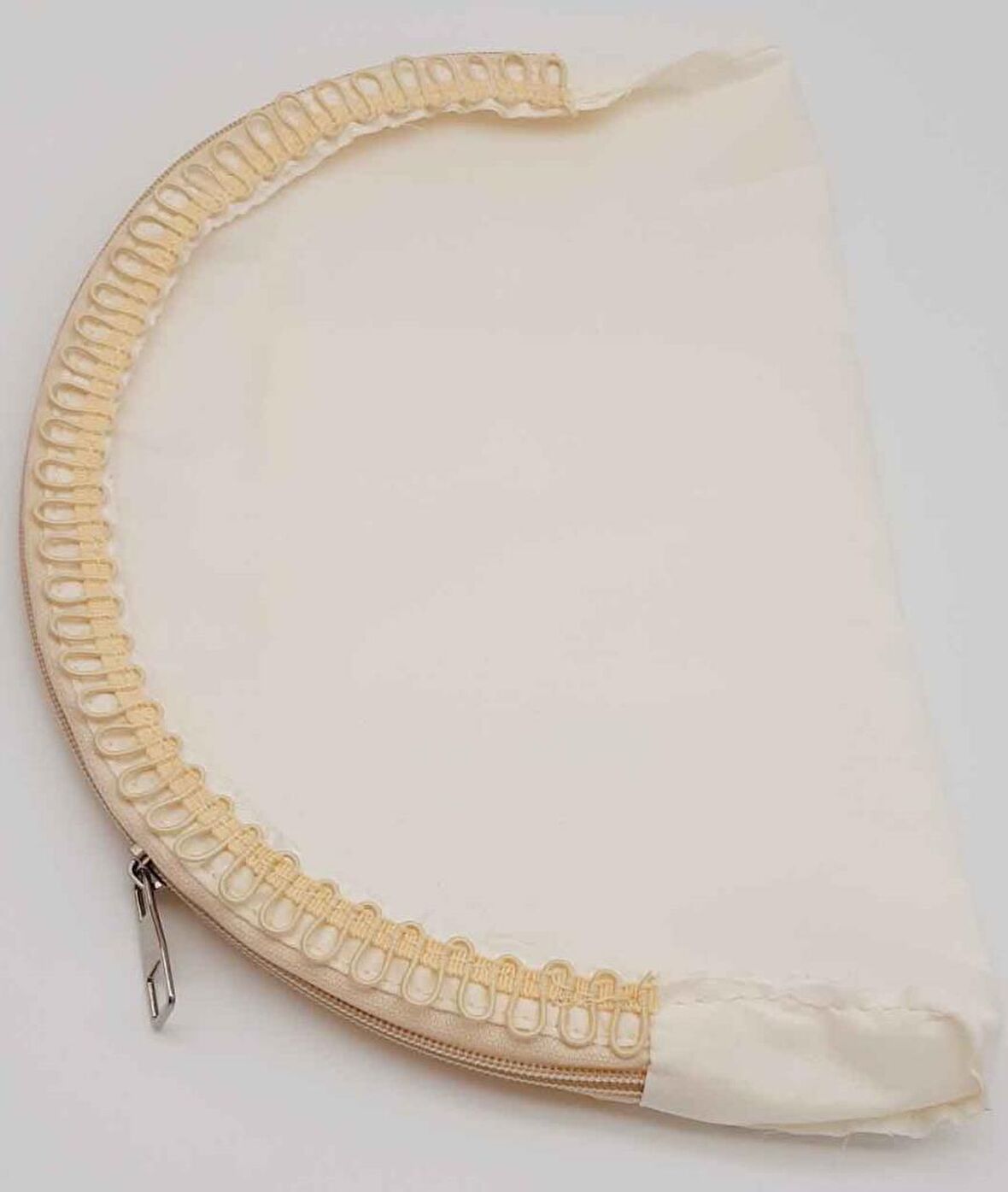 D Model 30x20 cm Dikilmiş Fermuarlı Astar Krem Renk