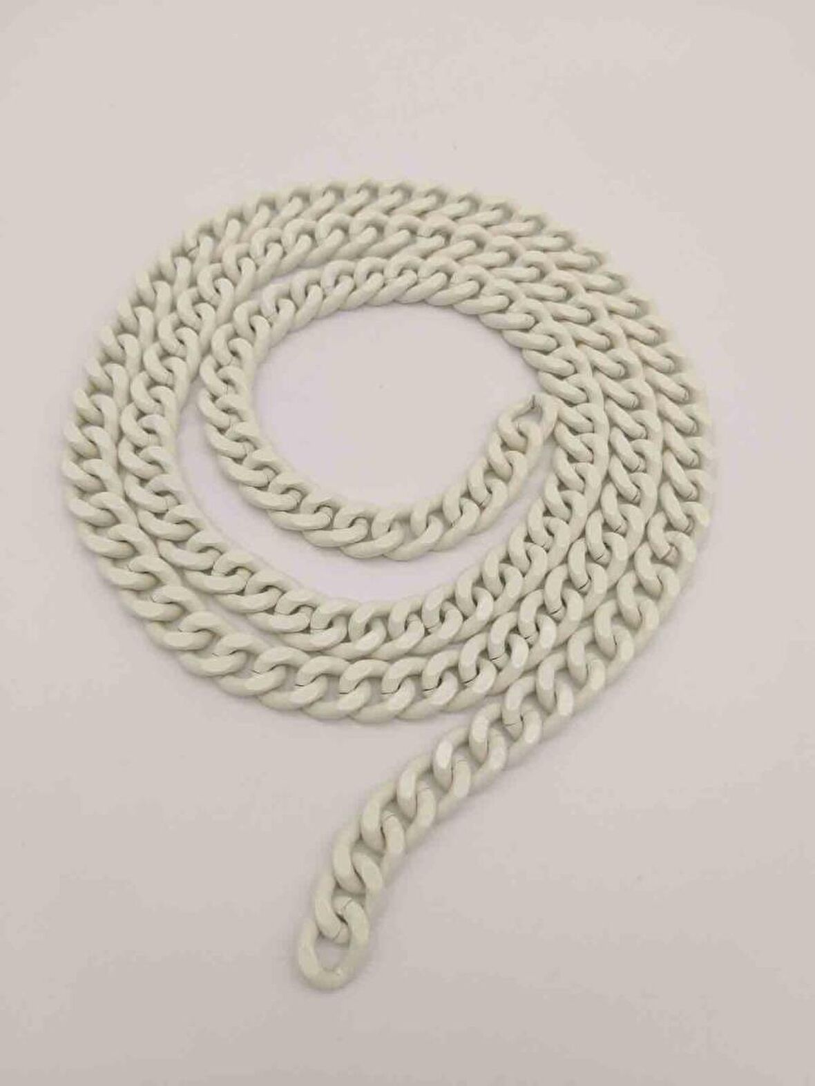 Renkli Metal Zincir Buz Beyazı 120 Cm