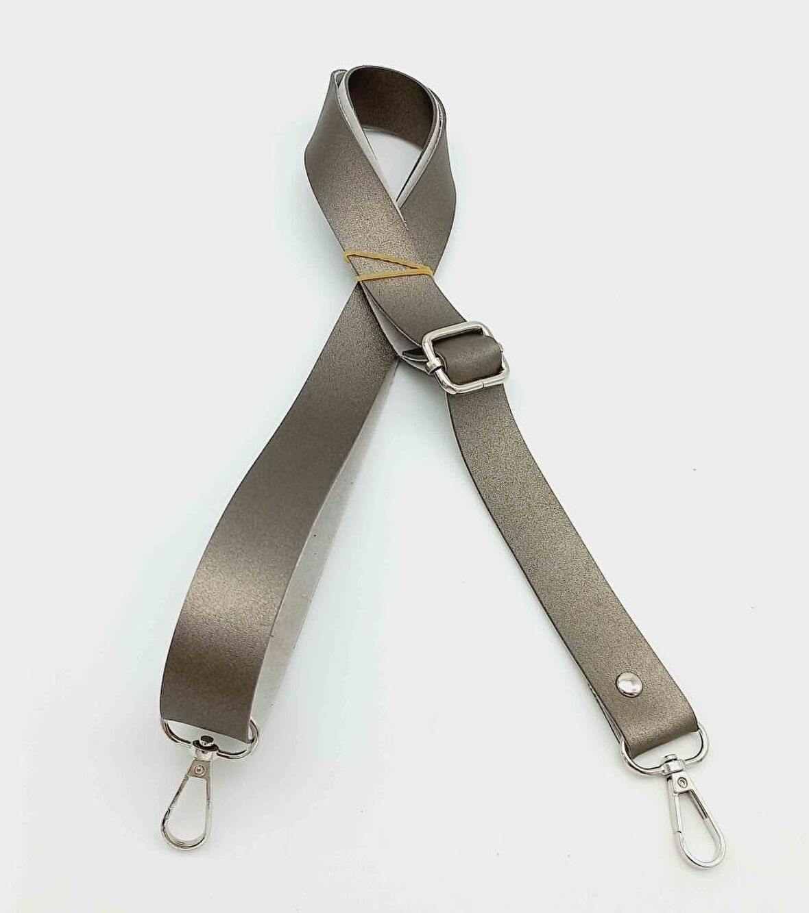 Suni Deri Ayarlı Çanta Sapı 120X2.4 Cm Parlak Gri Gümüş Metal