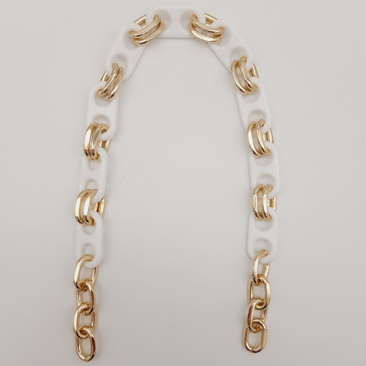 42 Cm Akrilik Görünümlü Beyaz Plastik Zincir Köprü Model