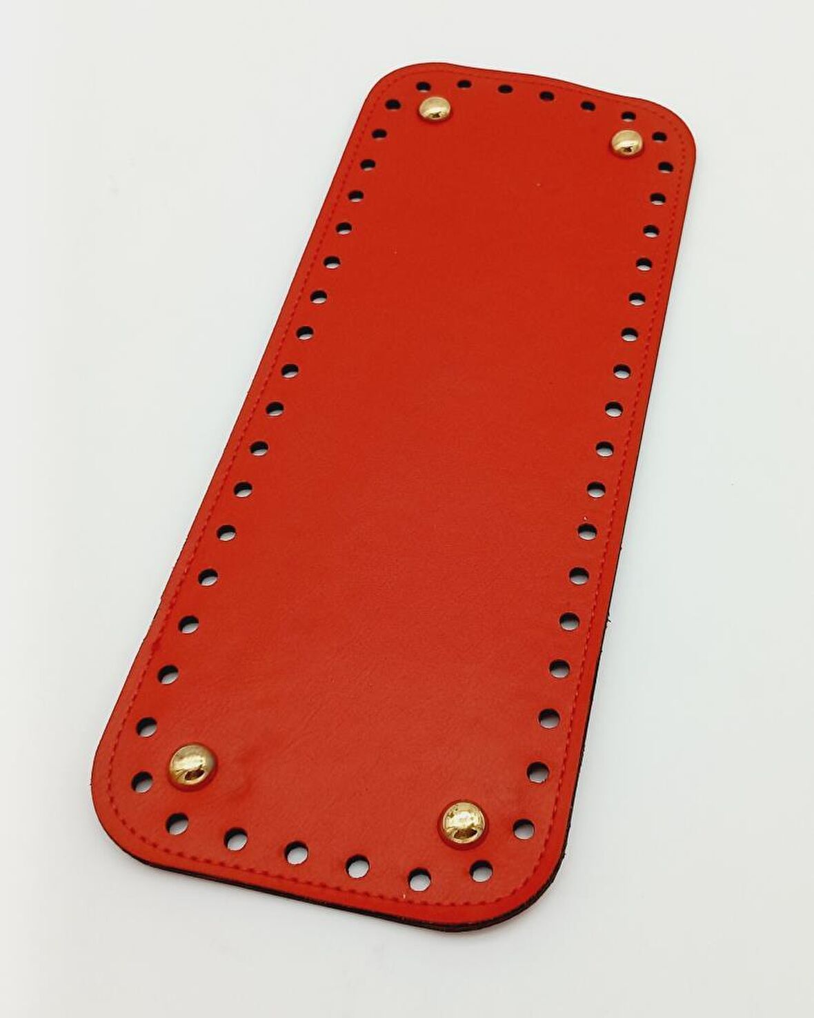 Suni Deri Kırmızı Renk 30X12 cm Dikdörtgen Çanta Tabanı (Light Gold Aparatlı)