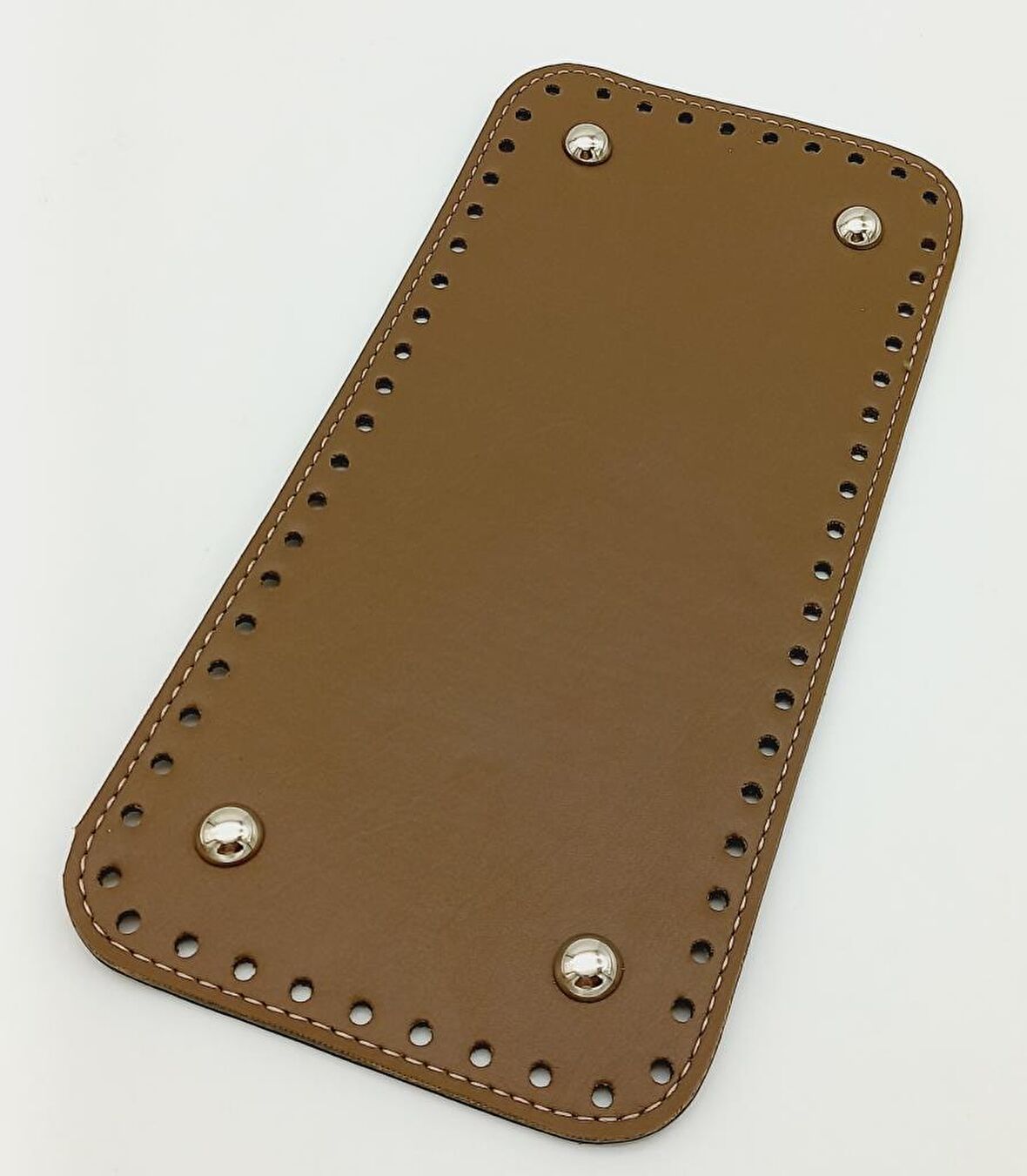 Suni Deri Vizon Renk 25X12 cm Dikdörtgen Çanta Tabanı (Gümüş Aparatlı)