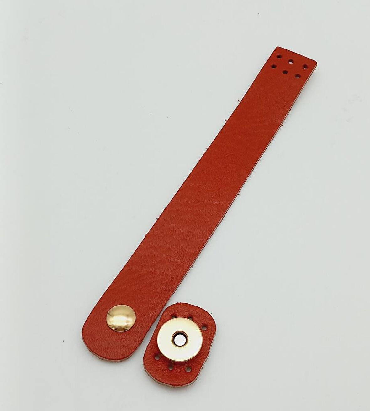 18x2,3 cm Kırmızı Gerçek Deri Düz Çanta Kapağı Light Gold Metalli