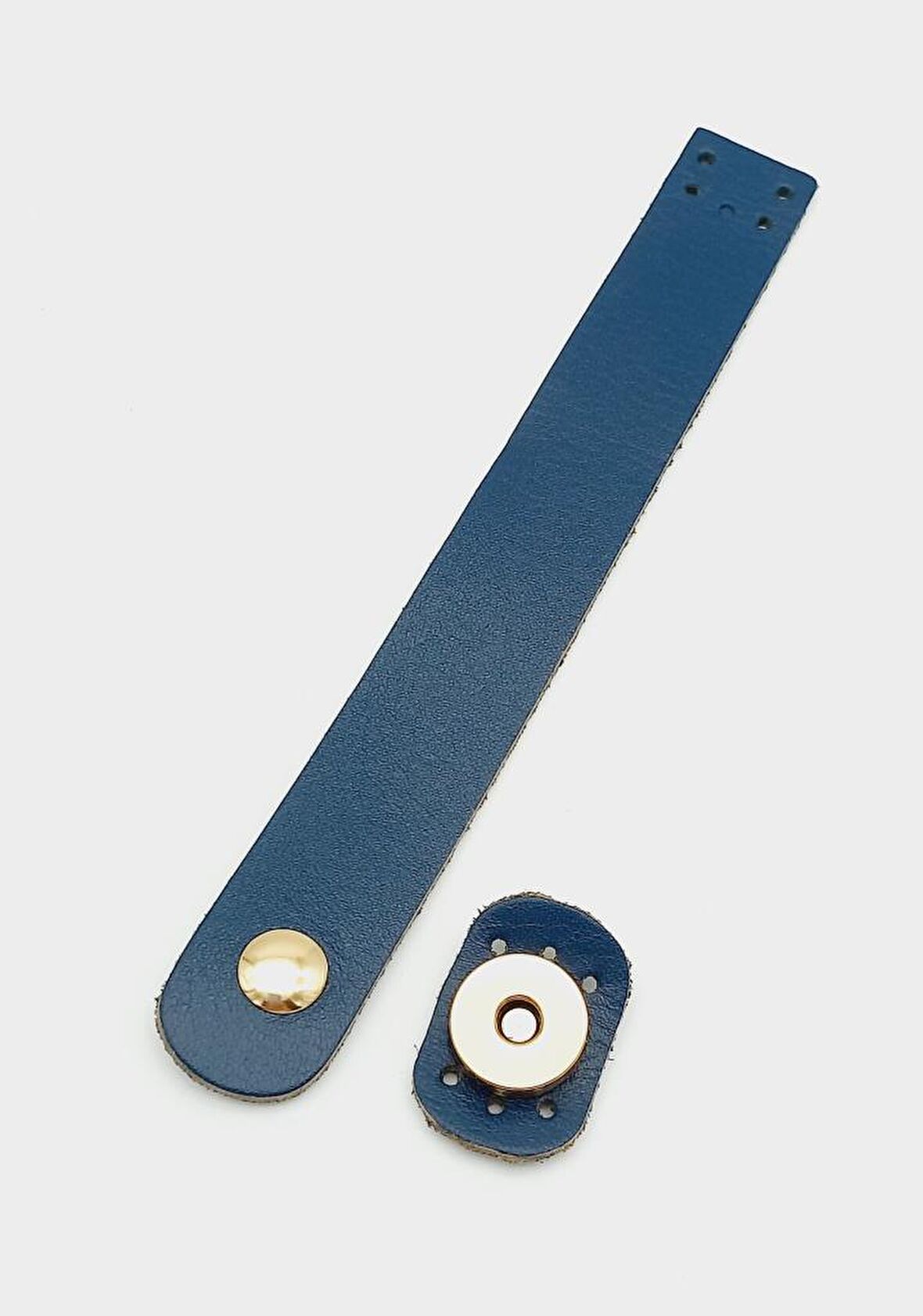 18x2,3 cm Lacivert Gerçek Deri Düz Çanta Kapağı Light Gold Metalli