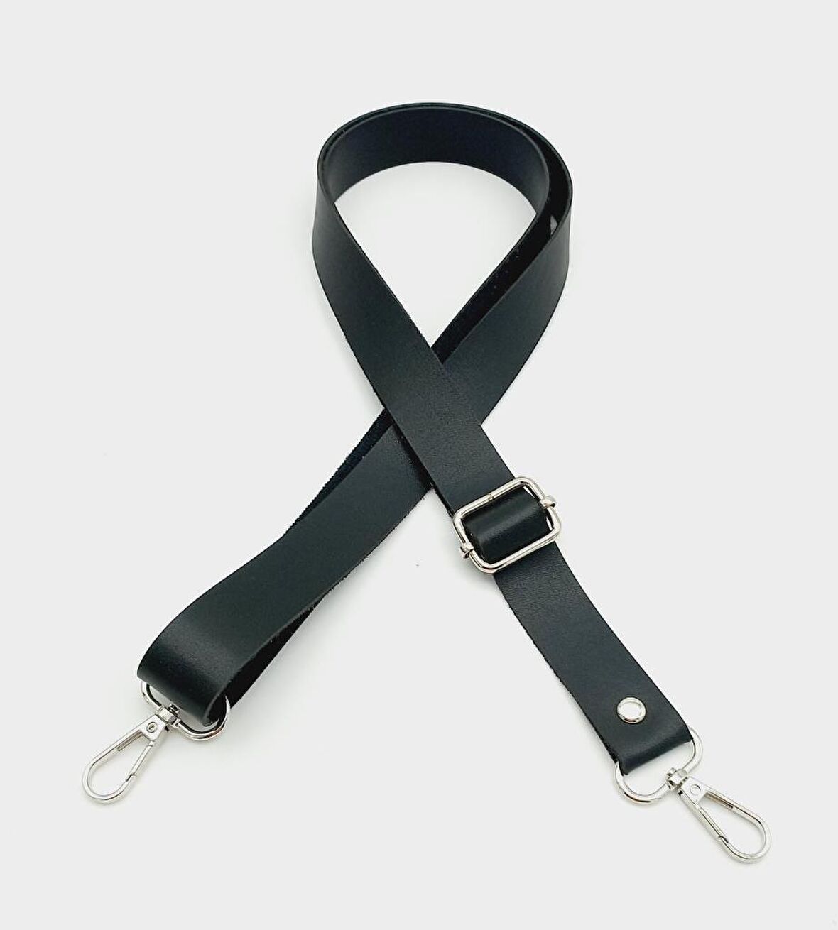 Suni Deri Ayarlı Çanta Sapı 120X2.4 Cm Siyah Gümüş Metal