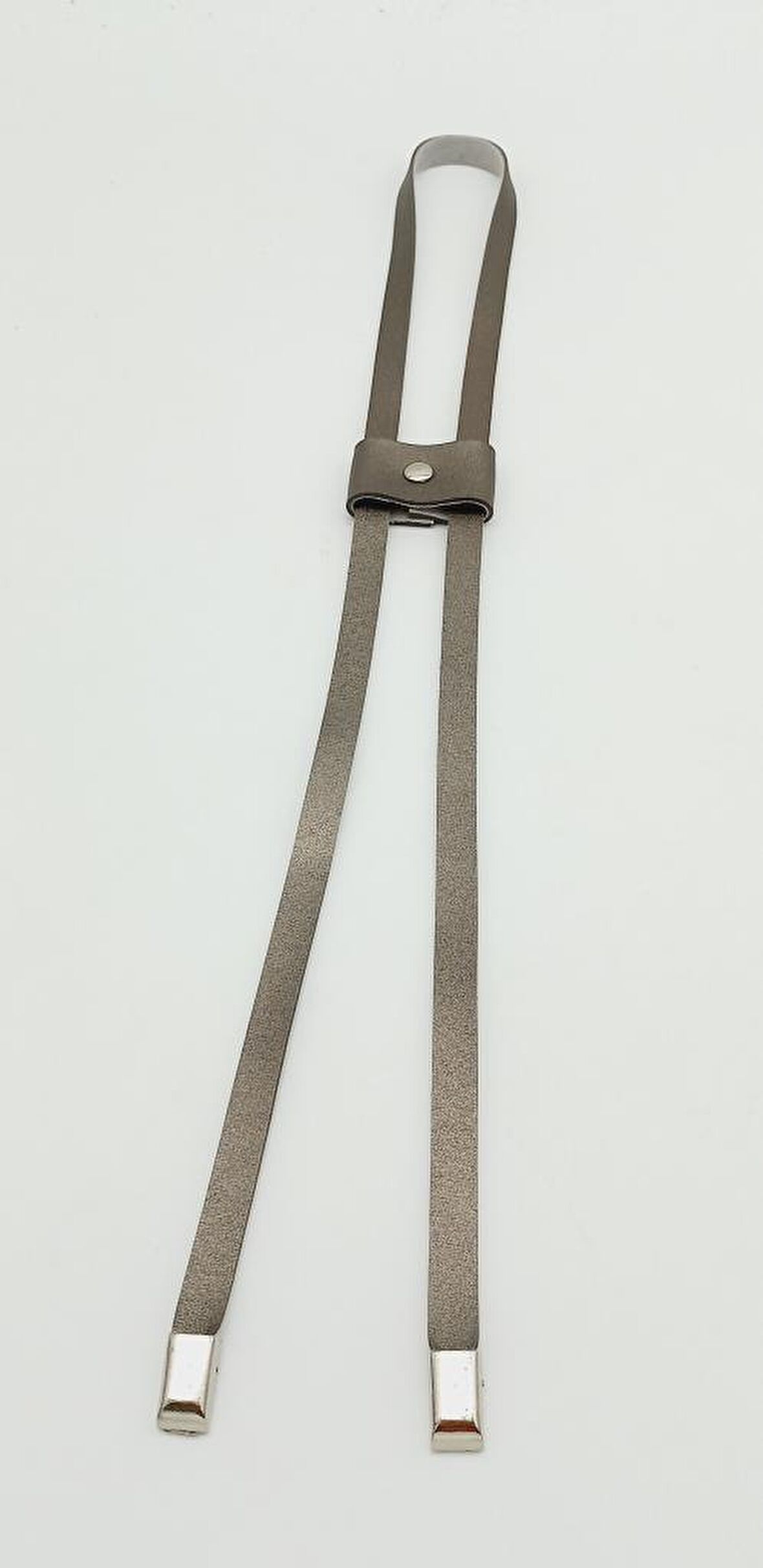 Parlak Gri Tek Kat Suni Deri Büzgü Gümüş Metalli