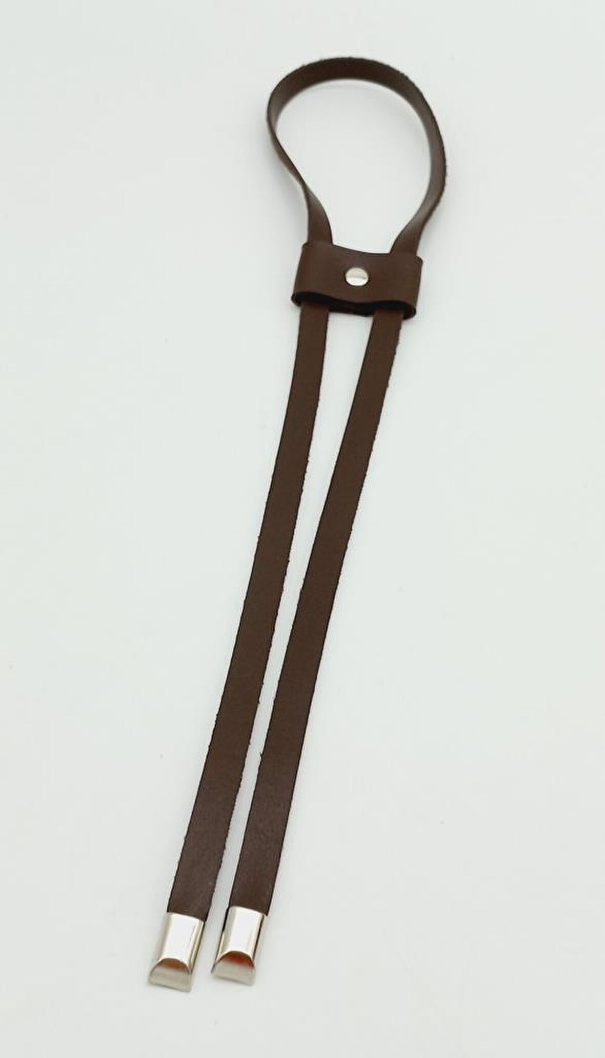 Kahverengi Tek Kat Suni Deri Büzgü Gümüş Metalli