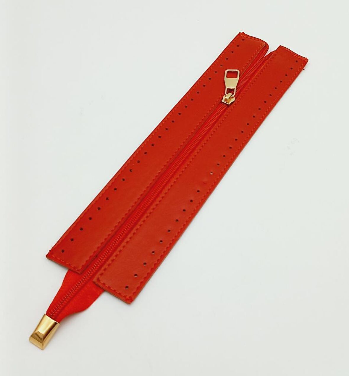 Kırmızı Renk 28 Cm Derili Fermuar Light Gold Metalli