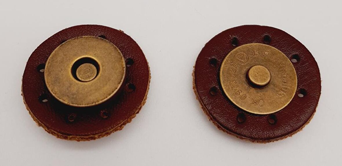 Gerçek Derili Mıknatıslı Çıtçıt Kızıl Kahve Antik Metalli