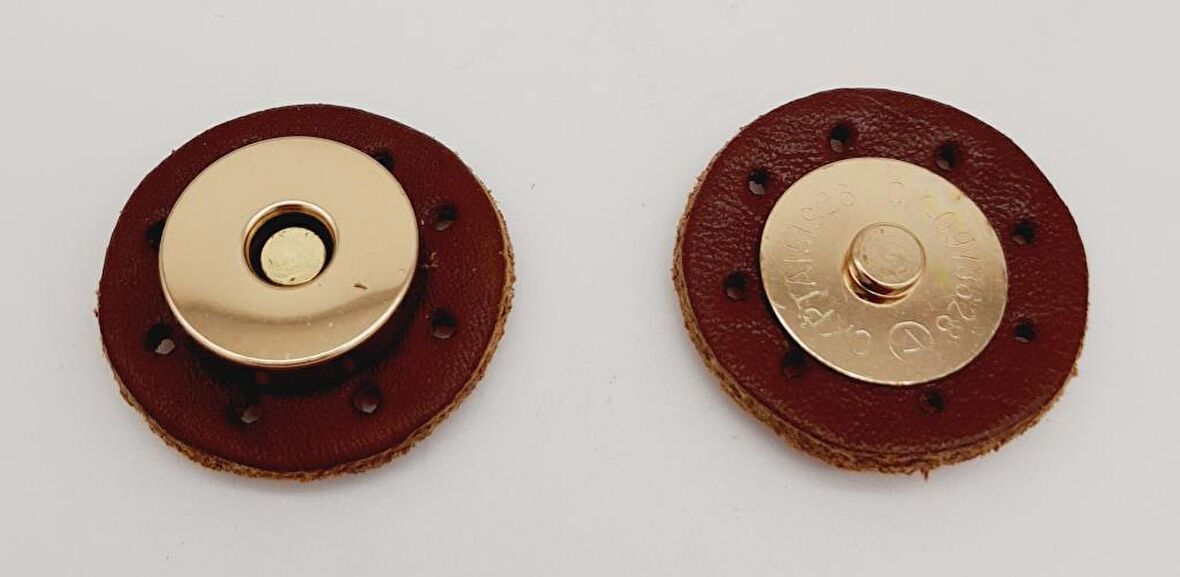 Gerçek Derili Mıknatıslı Çıtçıt Kızıl Kahve Light Gold Metalli