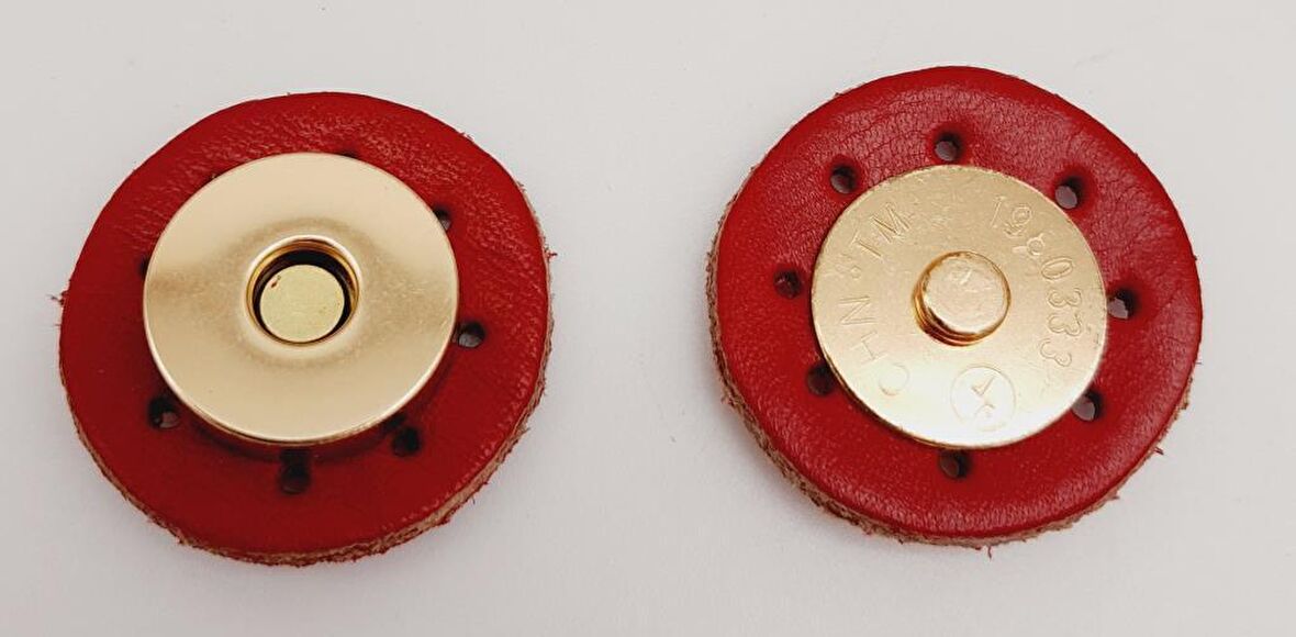 Gerçek Derili Mıknatıslı Çıtçıt Kırmızı Light Gold Metalli