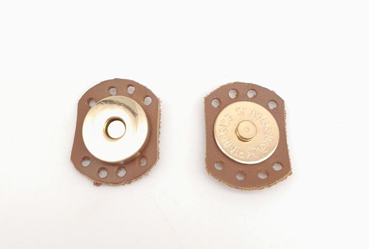 Sütlü Kahve Renk Gerçek Derili Oval Kenar Mıknatıslı Çıtçıt Light Gold Metalli