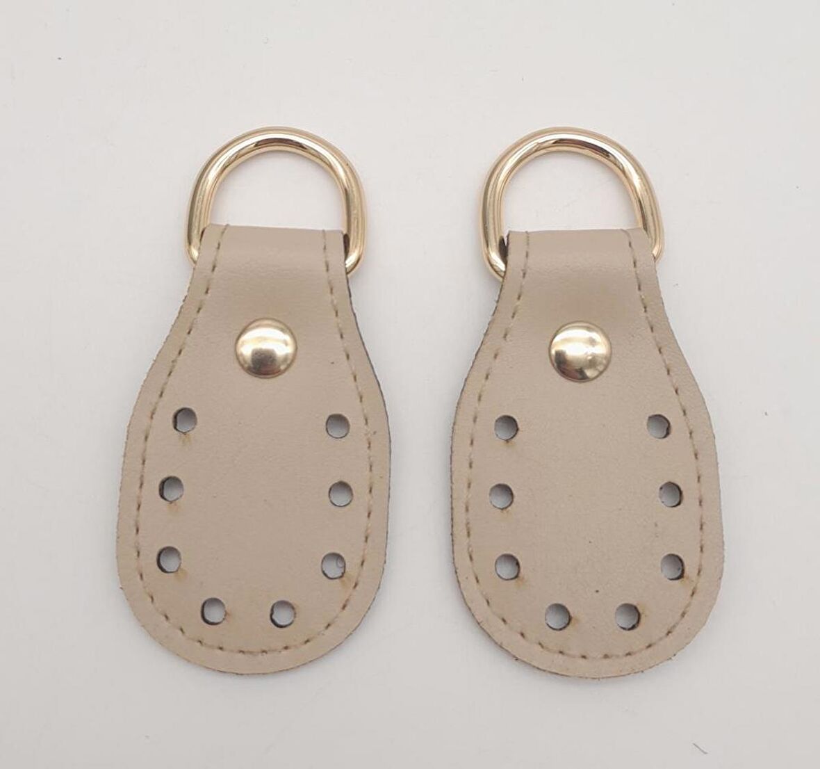 Koyu Krem Çift Kat Dikişli Suni Deri Sapucu Böce Light Gold Metalli