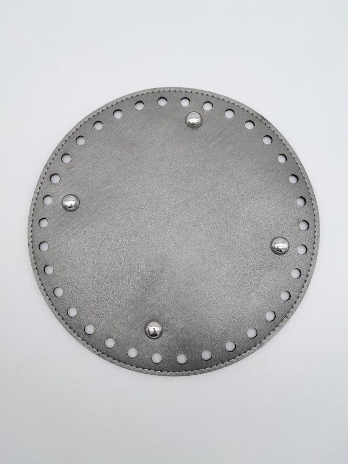 Parlak Gri Suni Deri 20 cm Yuvarlak Çanta Tabanı Gümüş Metalli