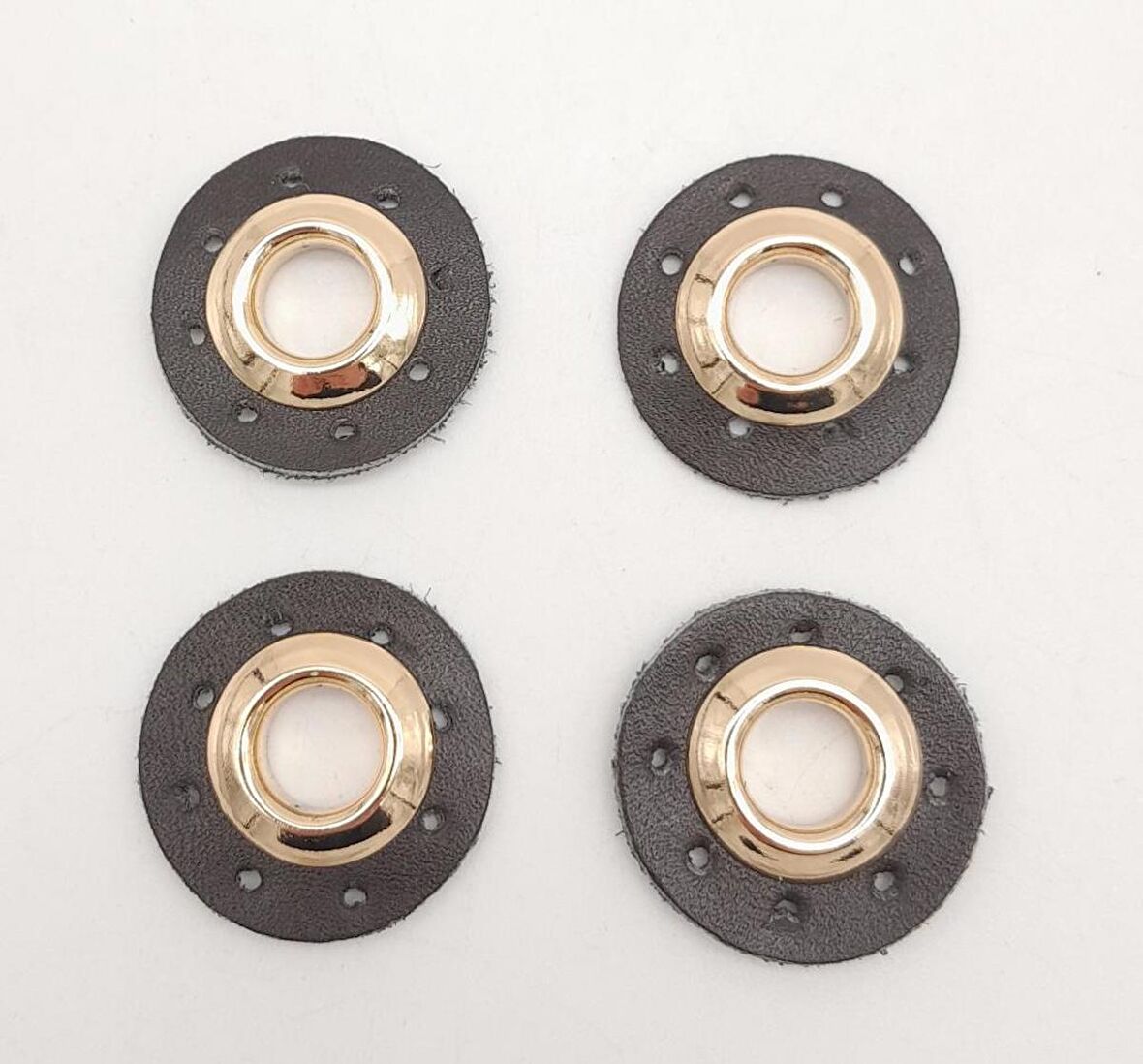 Kahverengi Gerçek Derili 4 lü 28 Numara Kuşgözü Light Gold