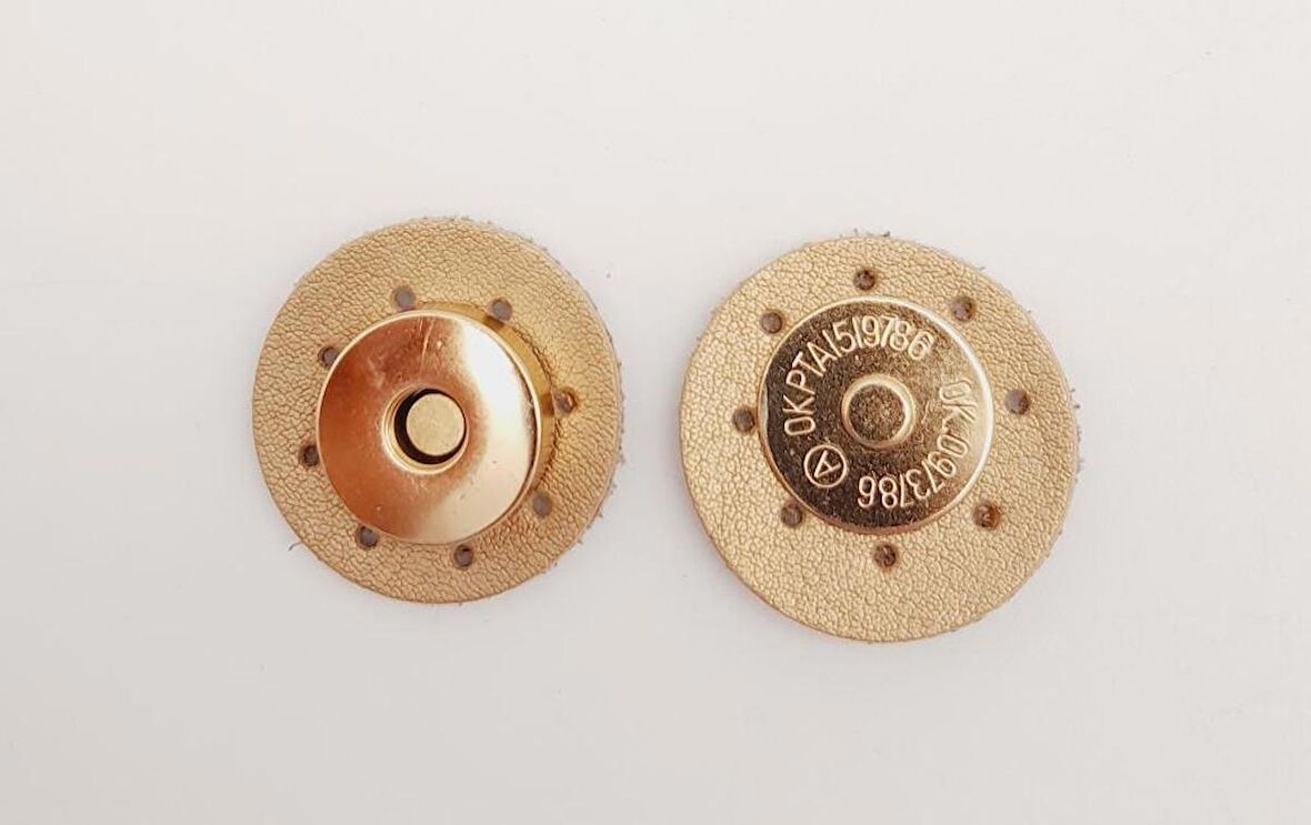 Gold Renk Suni Derili Mıknatıslı Çıtçıt Light Gold Metalli