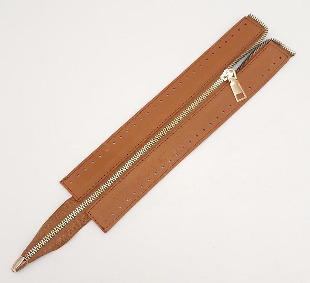 Angel Çanta Aksesuar Gerçek Derili 28 Cm Taba Renk Fermuar Light Gold Metalli