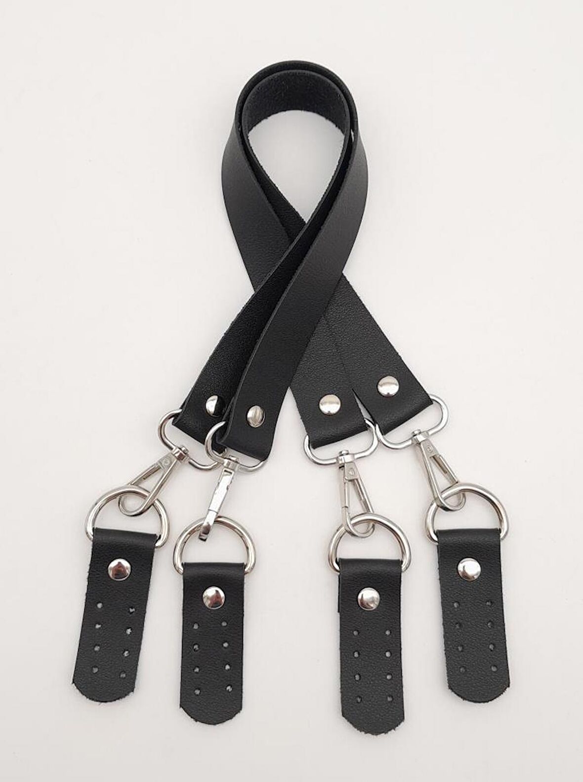 Suni Deri 55 Cm Misu Model Çift Sap Siyah Renk Gümüş Metal