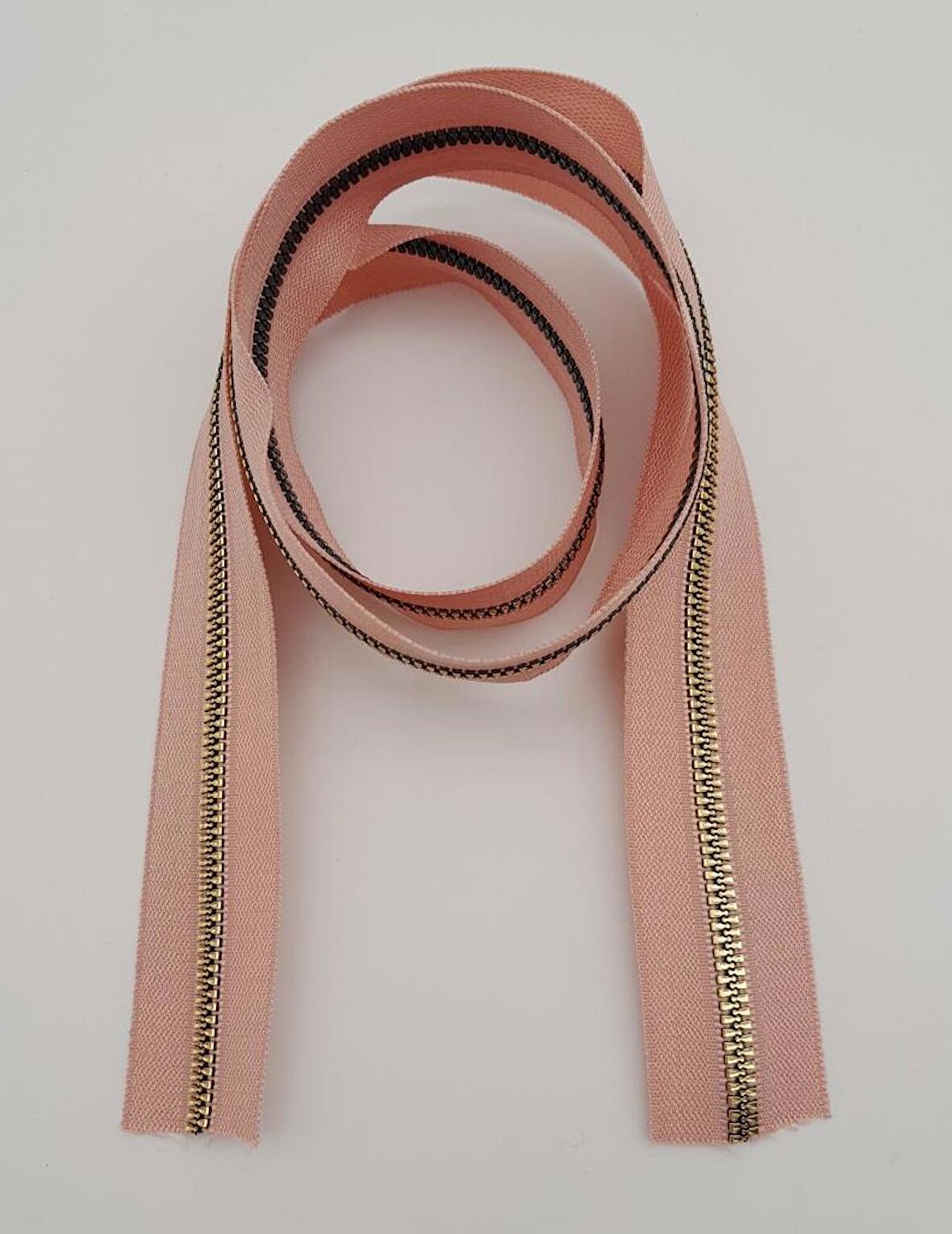 Ortası Gold Fermuar 100 cm Pudra Renk