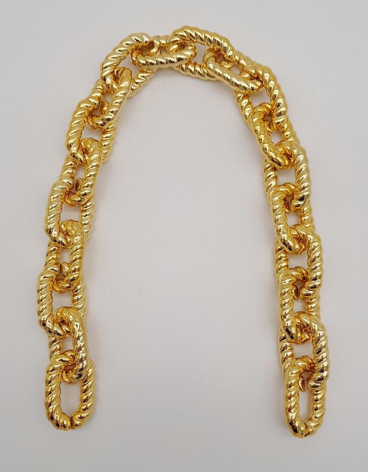 45 cm Burgu Model Metal Görünümlü Light Gold Renk Akrilik Zincir