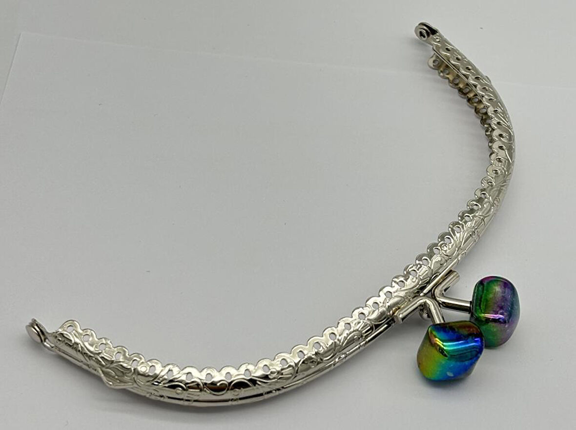 15.5 cm Gümüş Oval Cüzdan Çanta Klipsi Bursu Yanardöner Yeşil