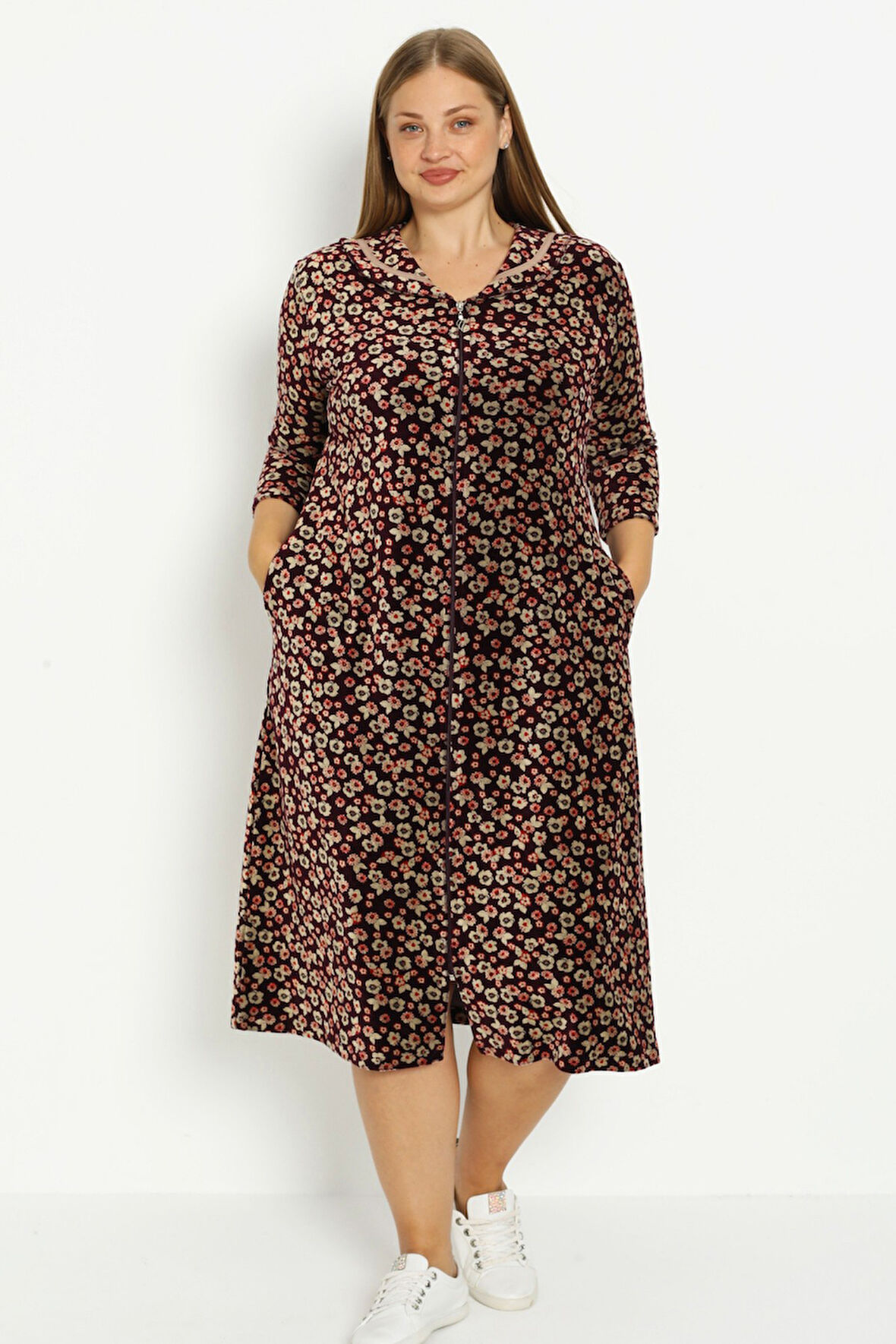 Koyu Kahve Çiçek Desenli Pamuklu Kadife Fermuarlı Cepli Biyeli Truvakar Kollu Büyük Beden Elbise