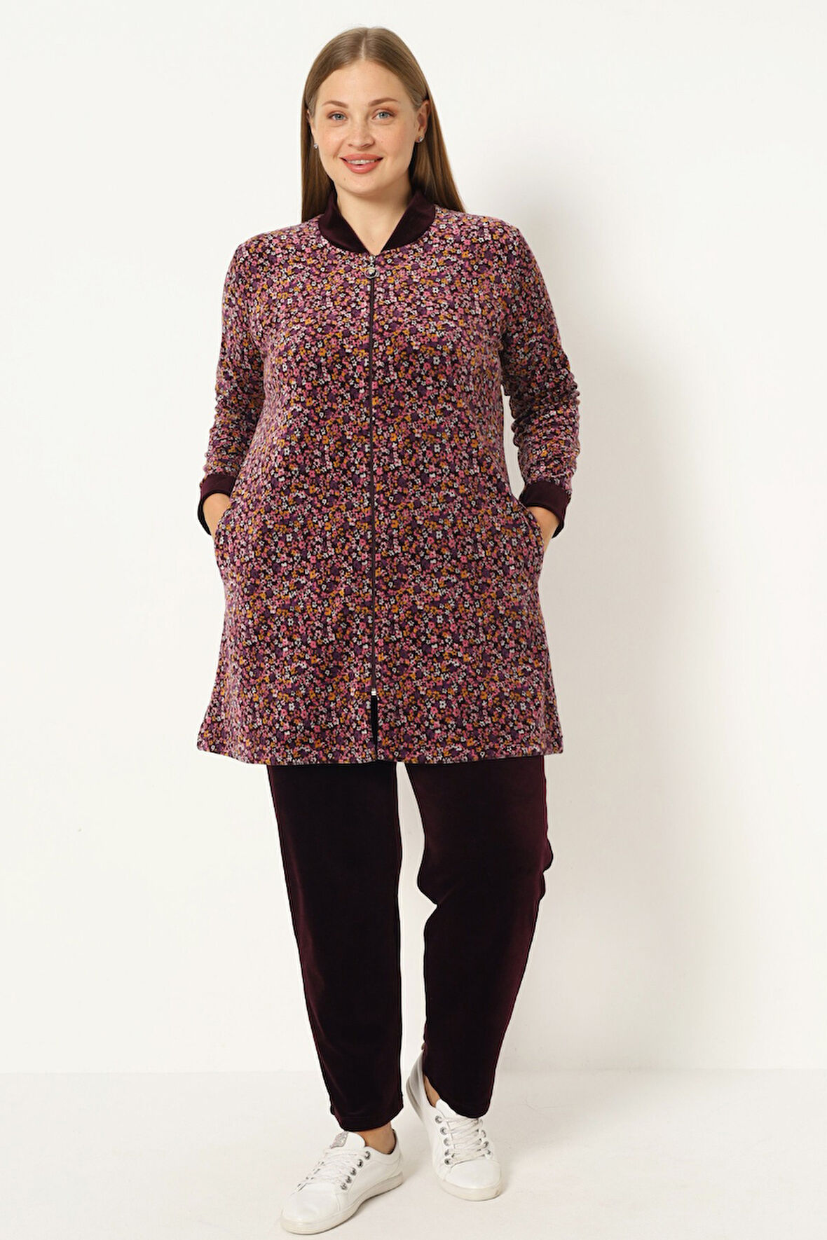 Kadın Büyük Beden Çiçek Desenli Pamuklu Kadife Fermuarlı Cepli Uzun Kollu Alt Üst Eşofman Takımı