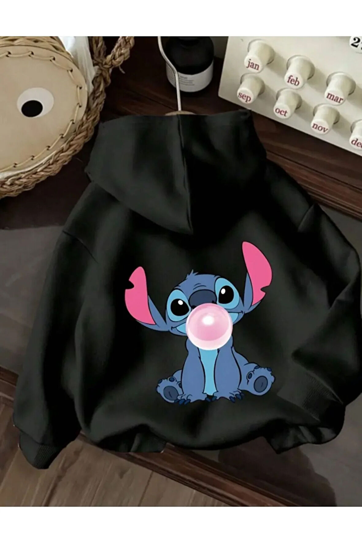 Karakter Baskı Detaylı İçi Polarlı Kapüşonlu Sweatshirt