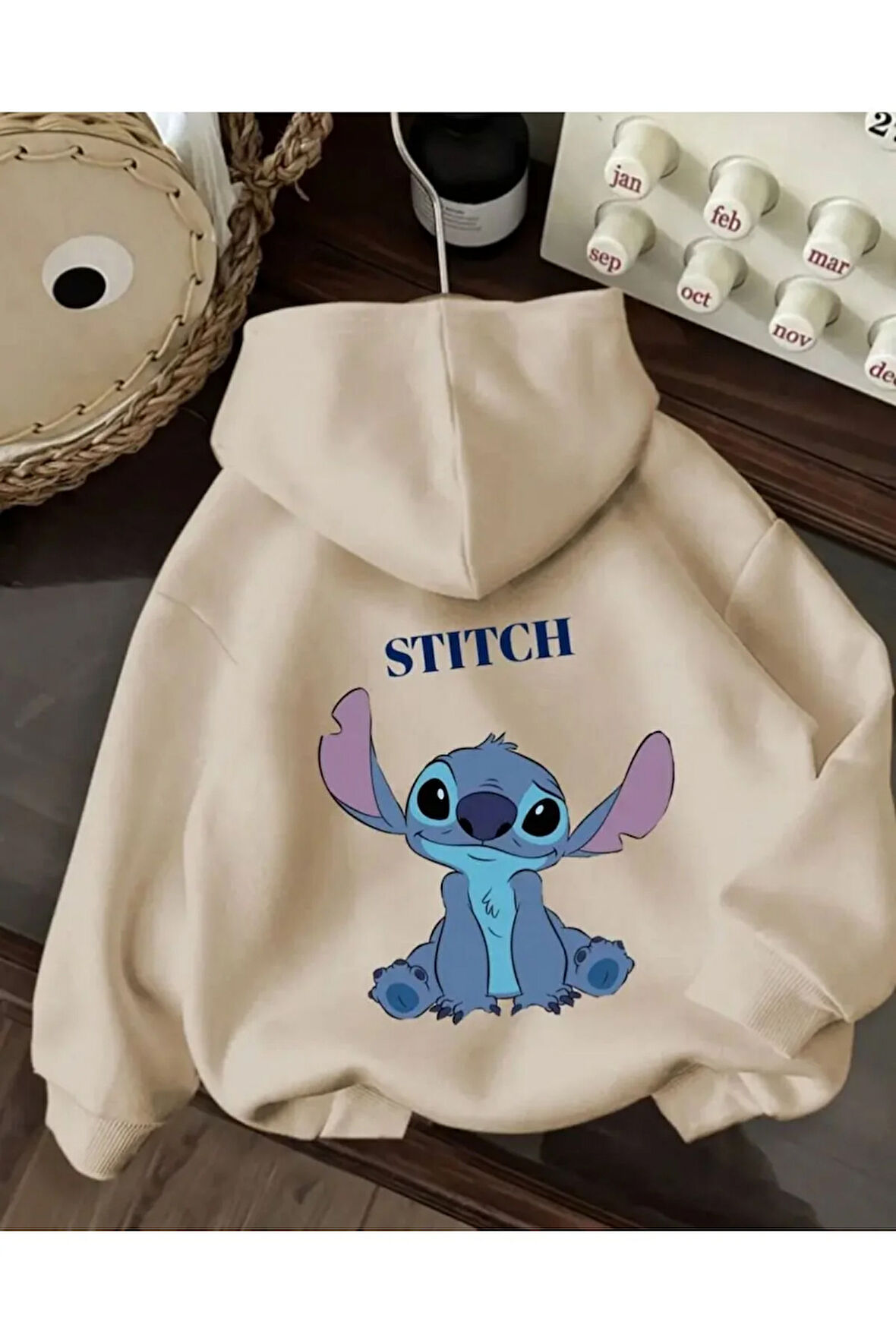 Karakter Baskı Detaylı İçi Polarlı Kapüşonlu Sweatshirt