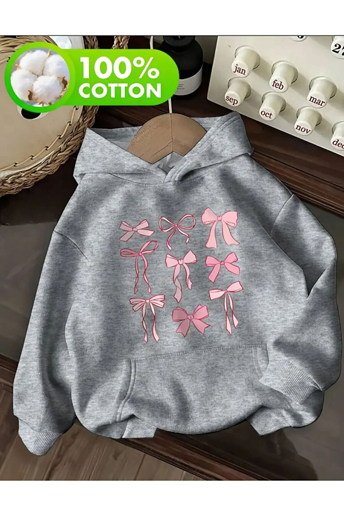 Kurdeleler Baskı Detaylı İçi Polarlı Kapüşonlu Sweatshirt