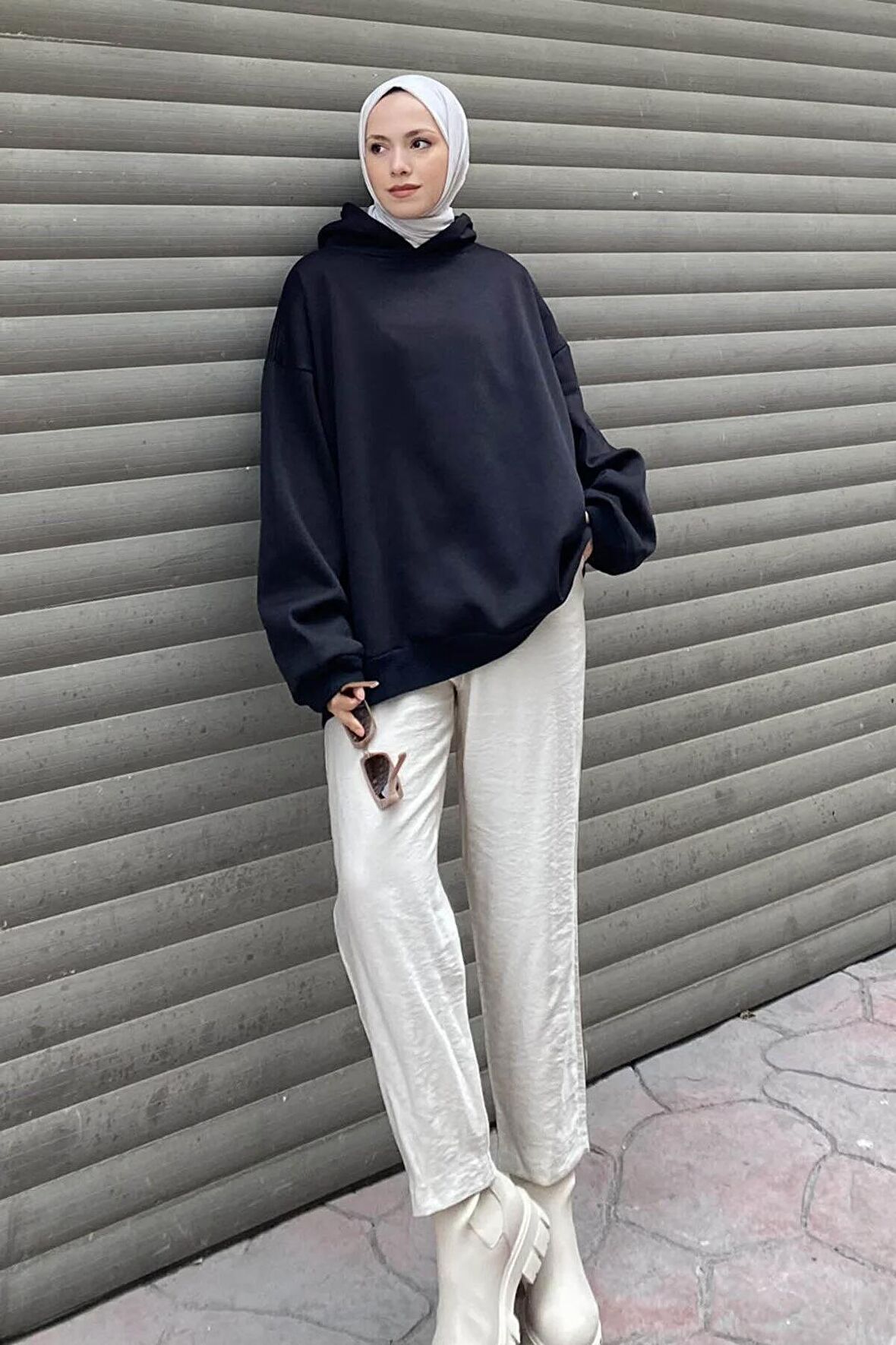 Kapüşonlu Salaş Sweatshirt