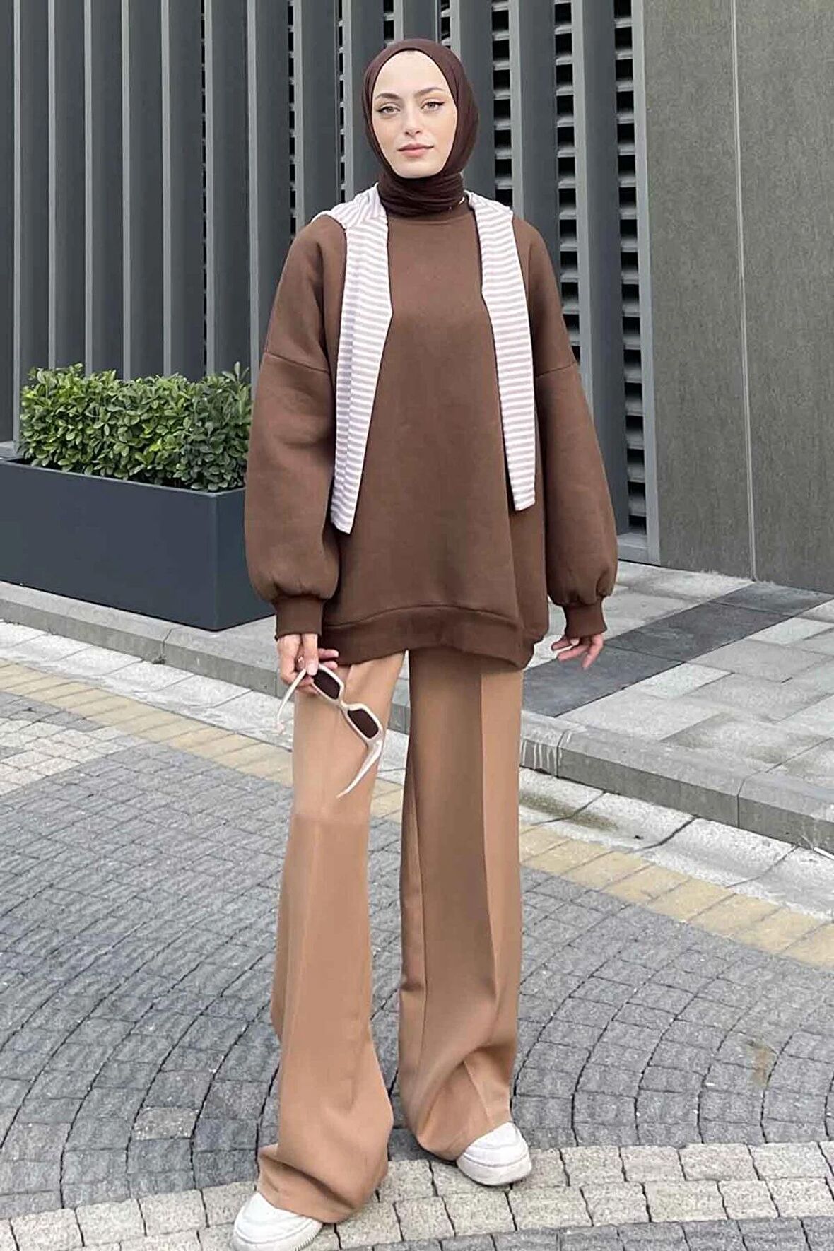 Bisiklet Yaka Oversize Sweat