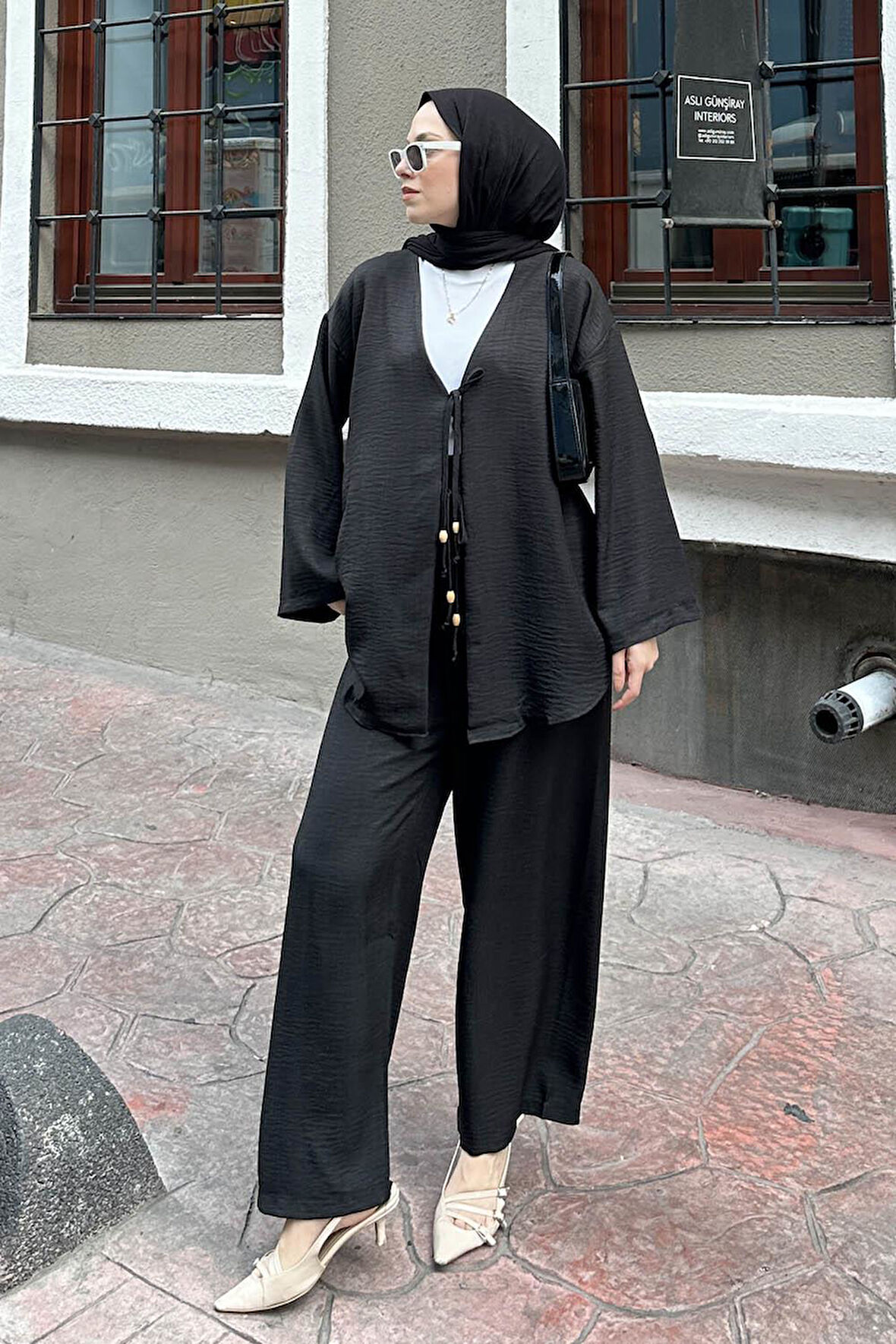 Ön Çift Bağcık Detaylı Kimono Tesettür Takım Siyah